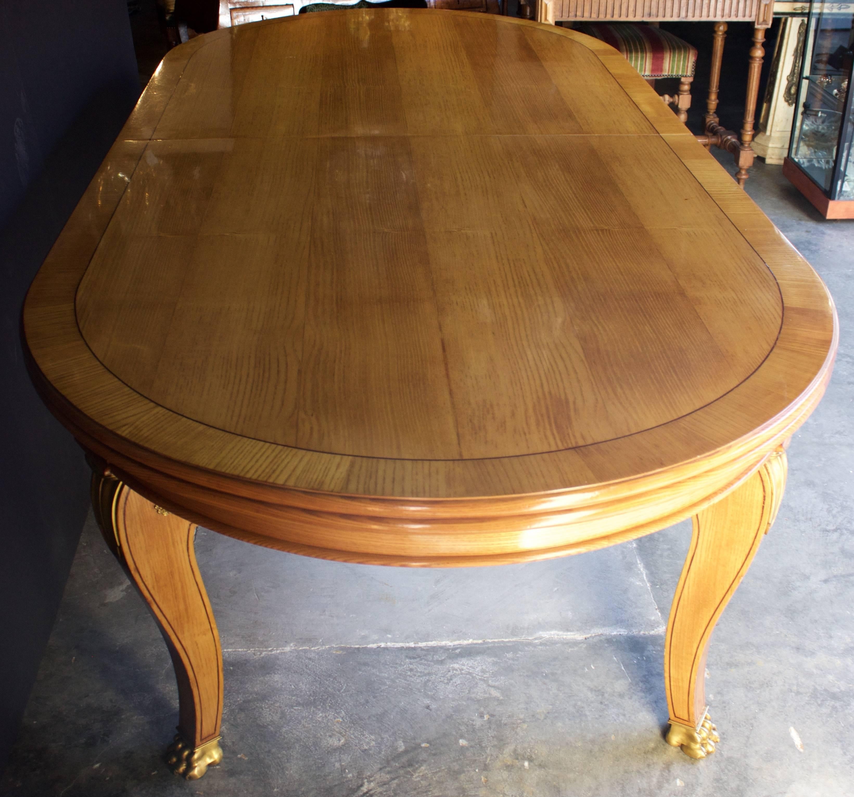 Antique French Charles X Style Extension Table In Good Condition For Sale In Charleston, SC