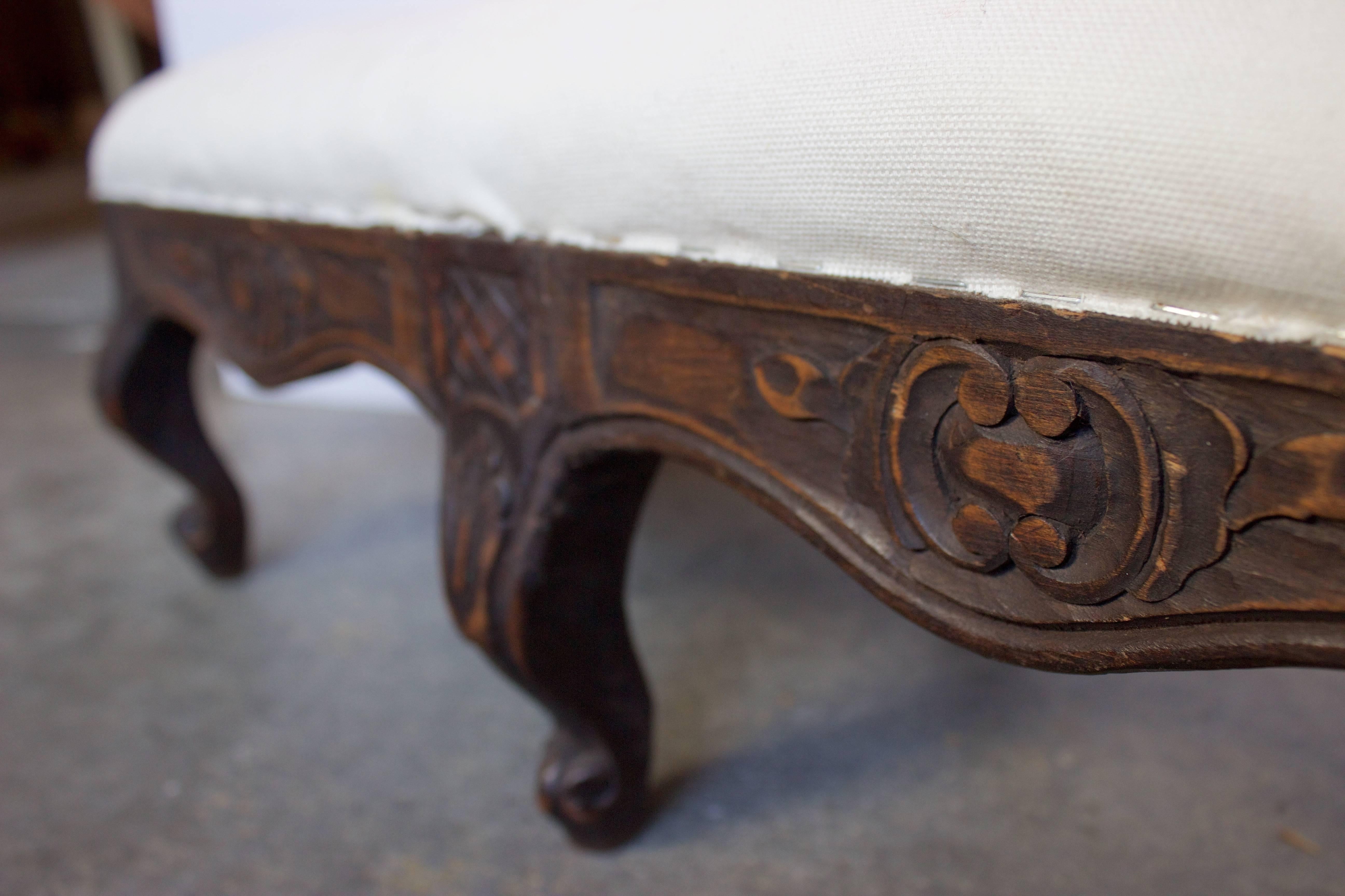 Louis XV Style Footstool In Excellent Condition In Charleston, SC