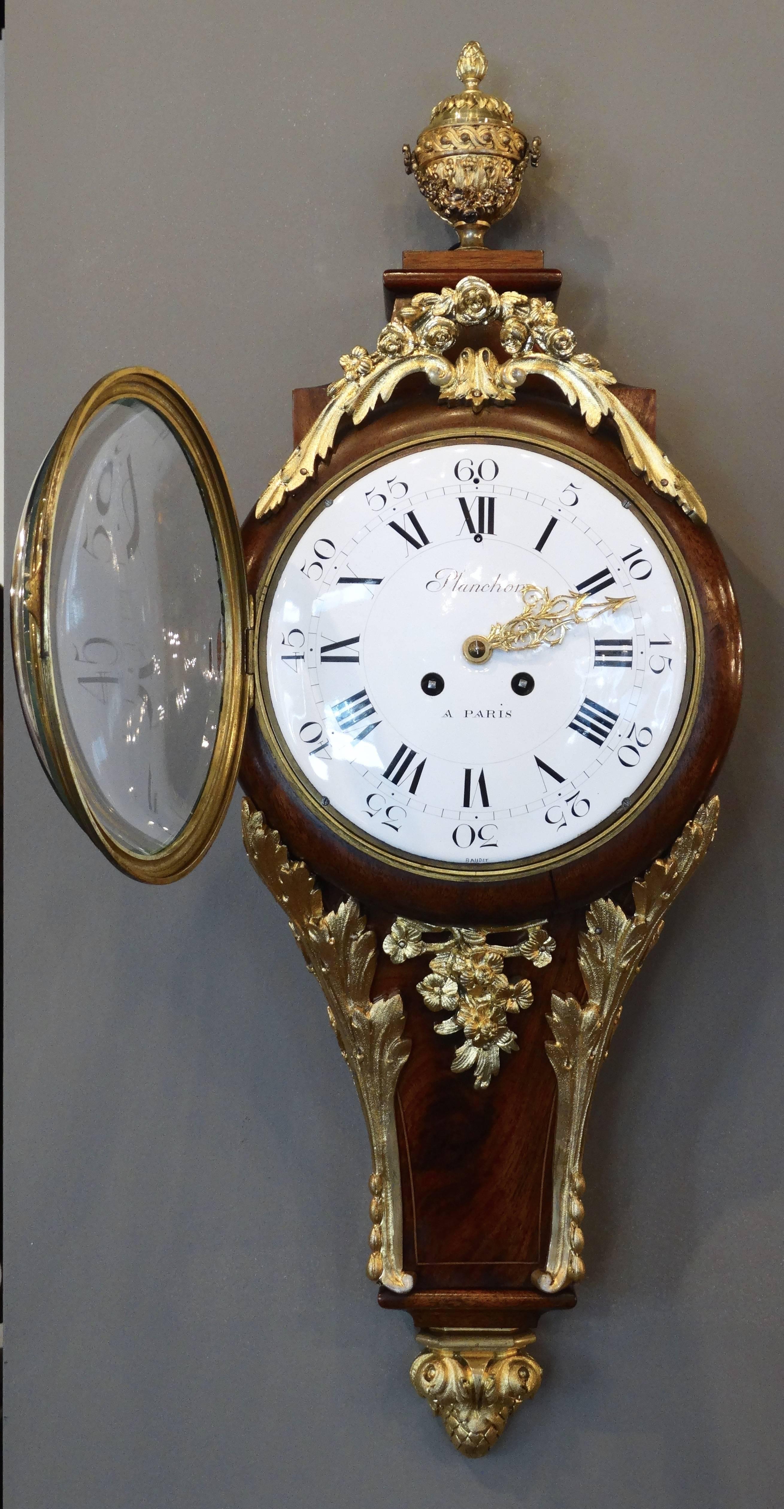 Superb 19th Century French Wall Clock in Louis XV St. In Good Condition For Sale In Charleston, SC