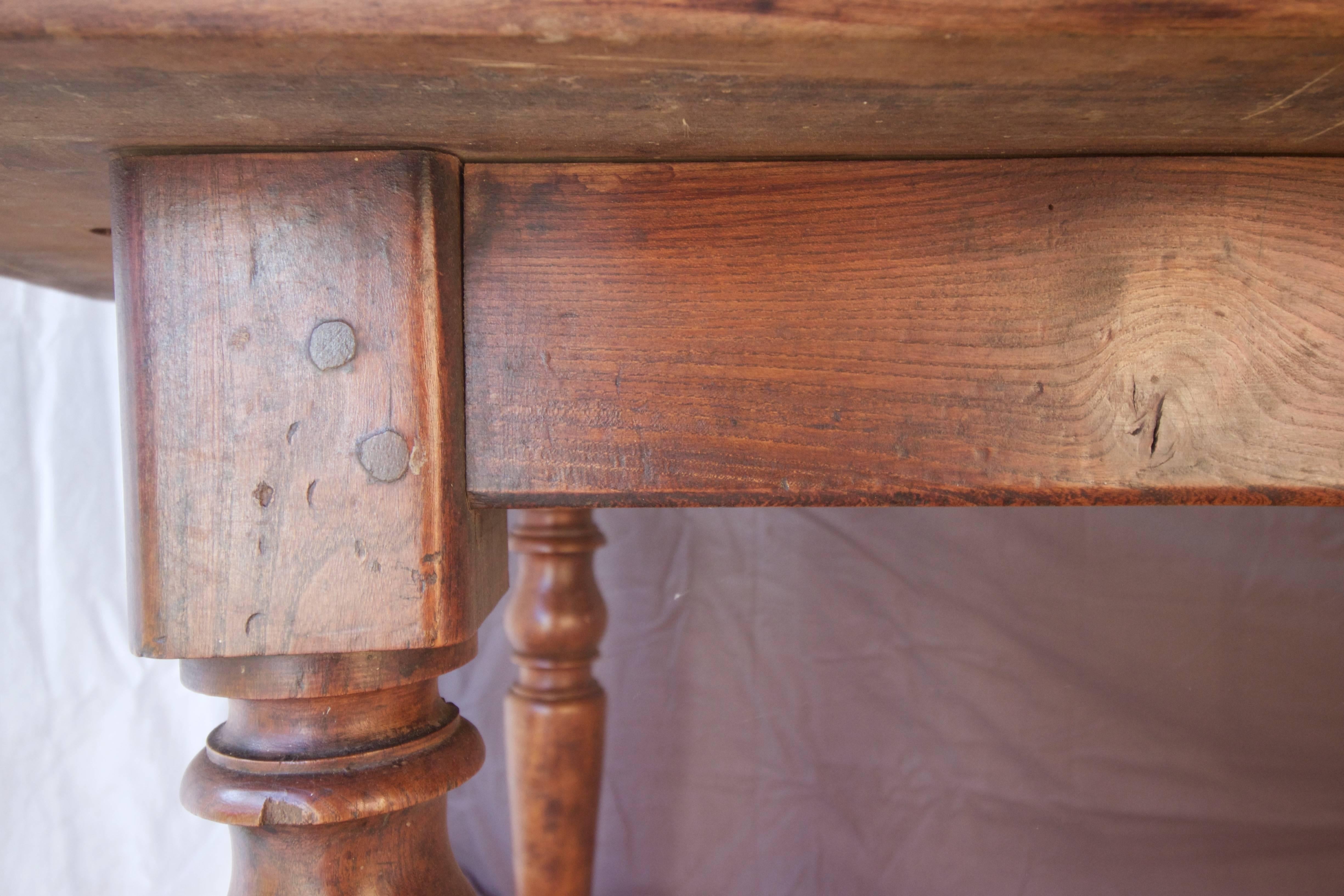 Early 19th Century Large French Farm Table from Normandie In Good Condition For Sale In Charleston, SC