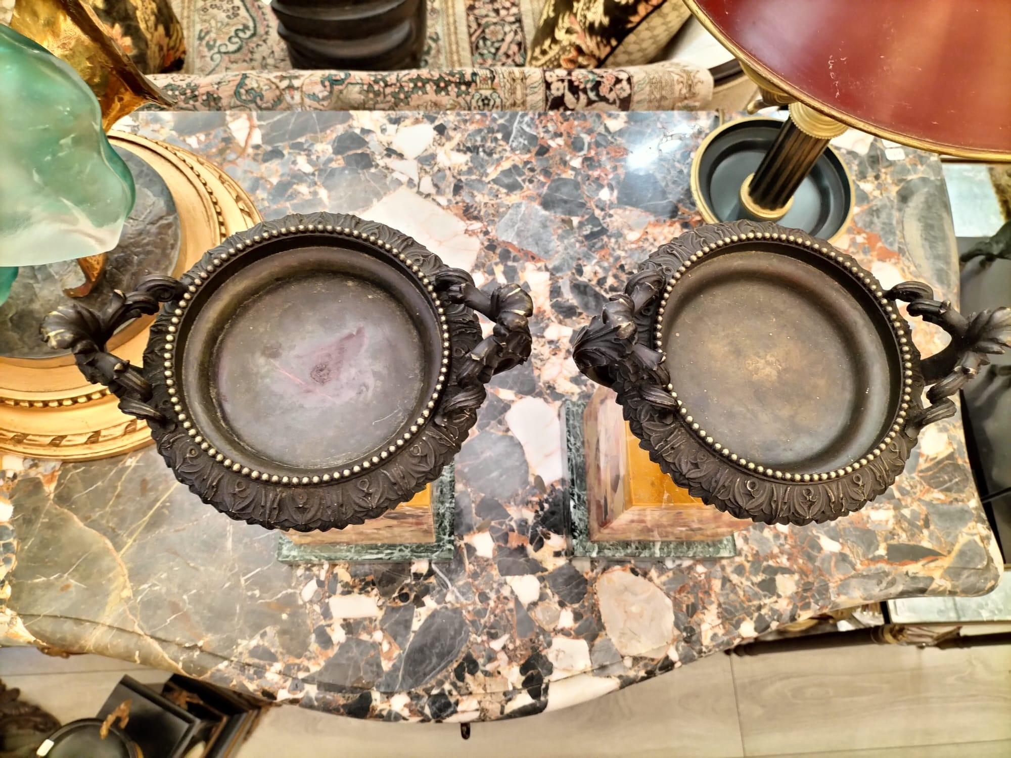 French 19th Century Pair of Empire Cups Mounted on a Marble Base For Sale