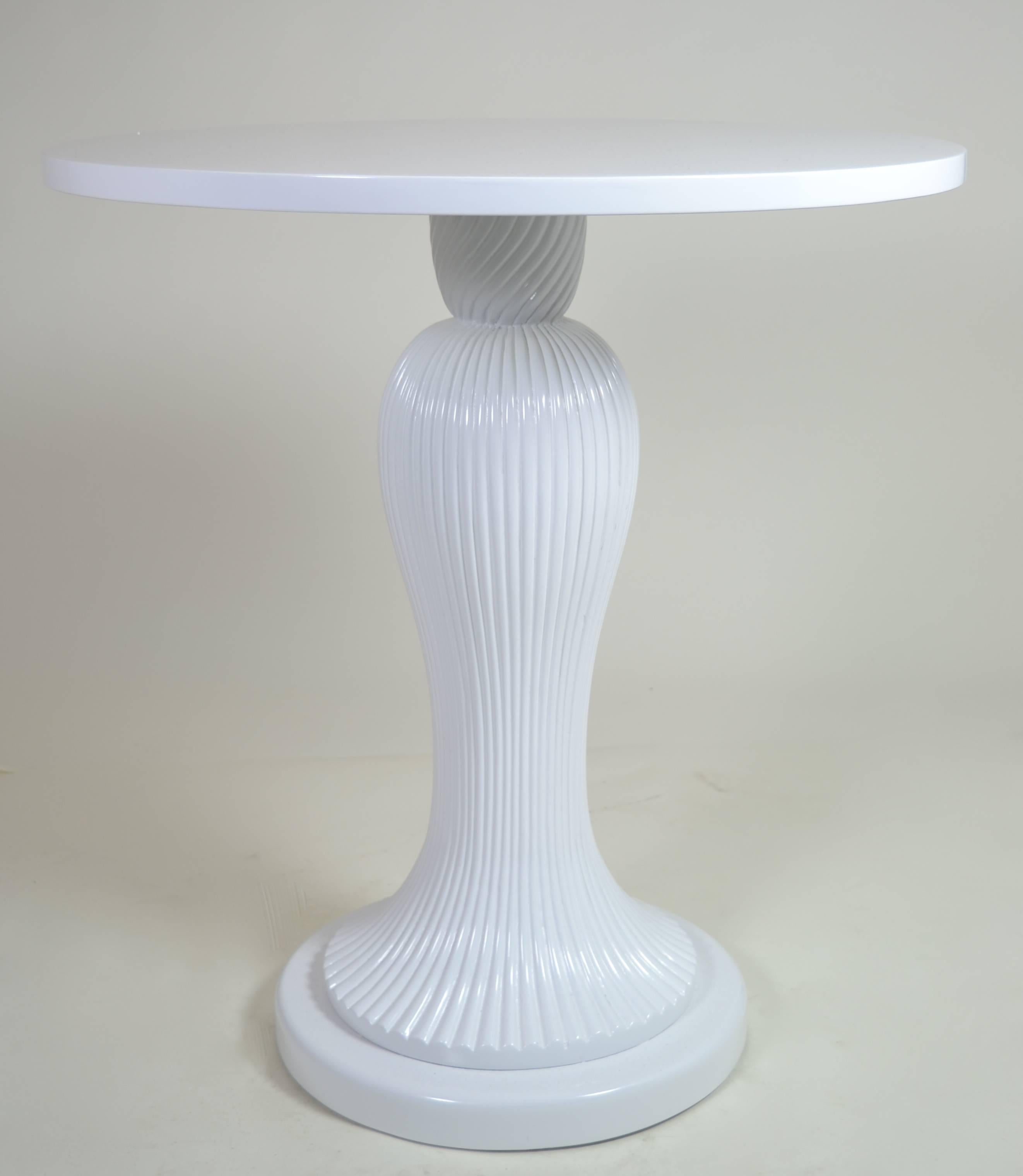 High gloss white lacquer on a simple fluted pedestal design side table or small centre table. Freshly lacquered; very, very fine condition.