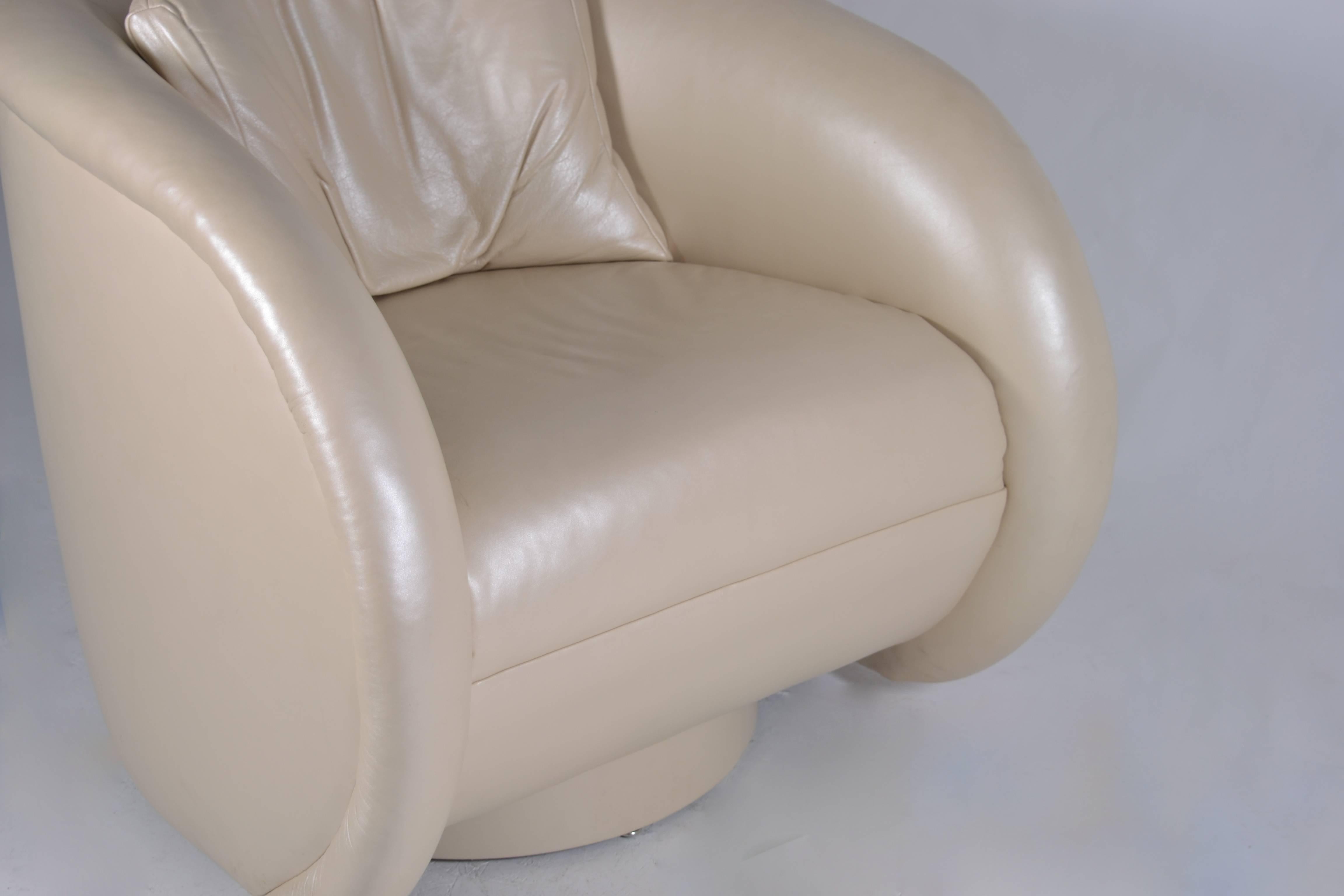 Preview Furniture Chair and Ottoman in Pearlized Leather 1980s  In Good Condition In Norwalk, CT