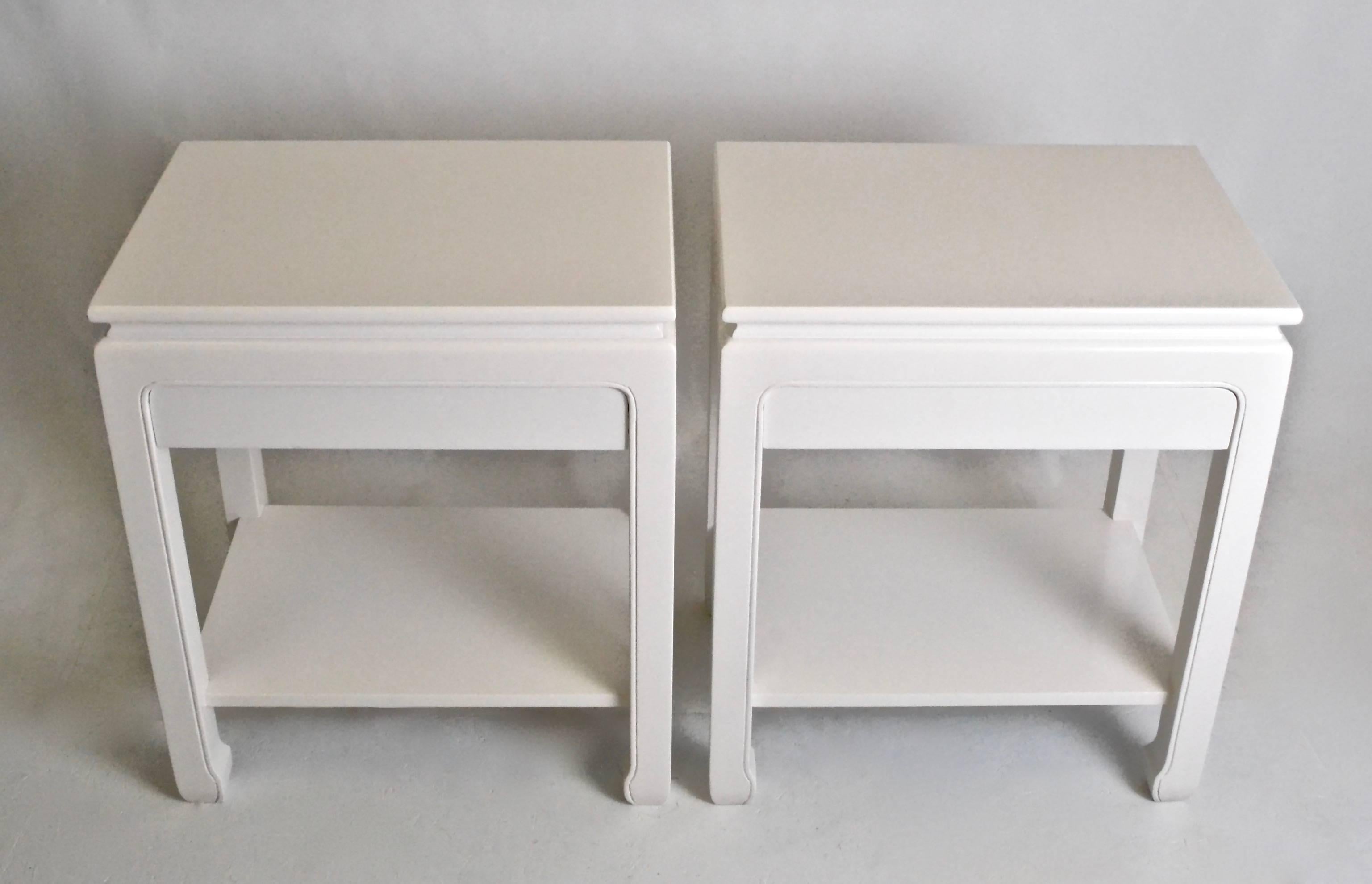Mid-Century Modern Pair of White Lacquer Tables, USA, circa 1960s