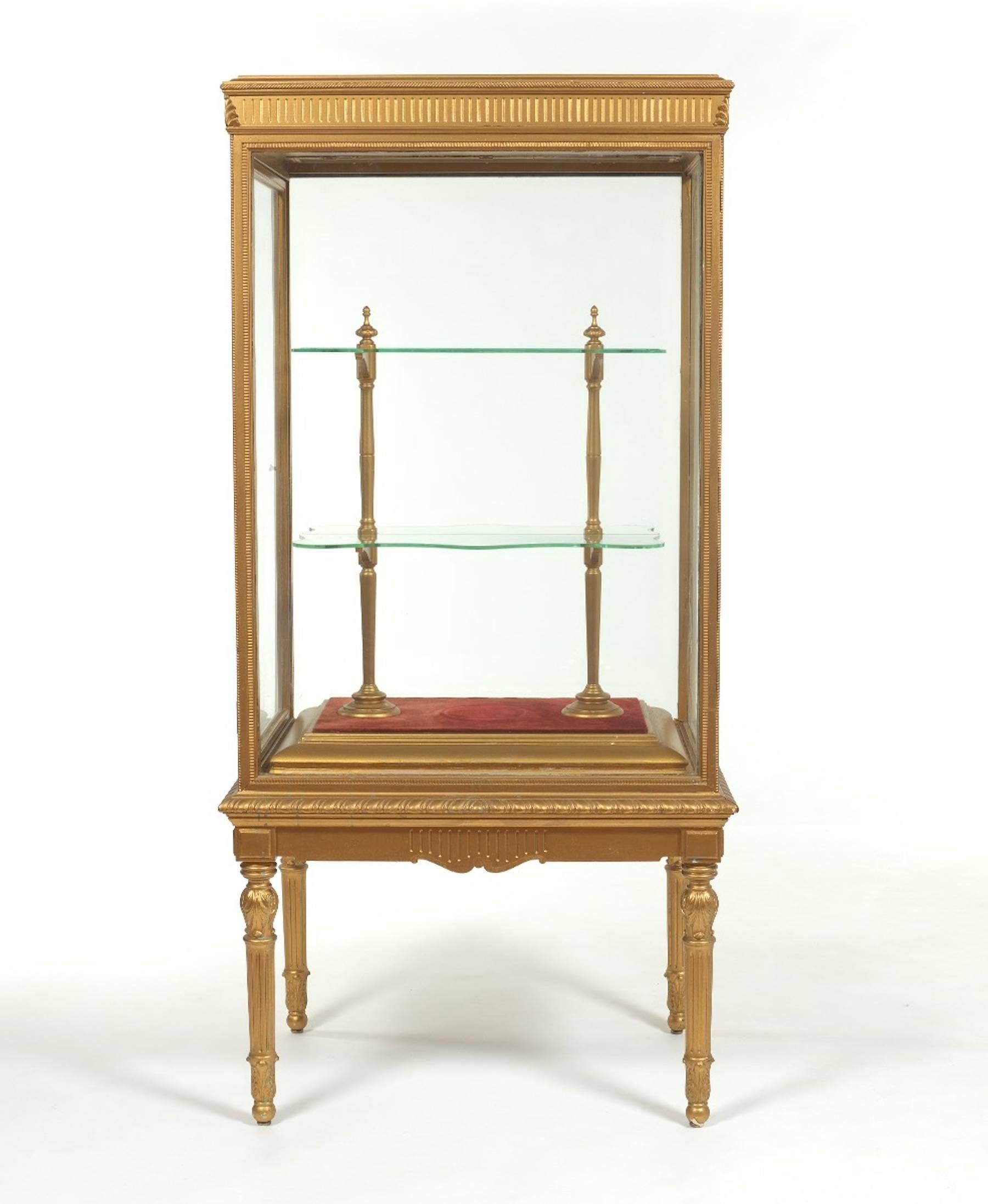 Pair of French Neoclassical Giltwood Standing Cabinets or Vitrines In Good Condition In Atlanta, GA
