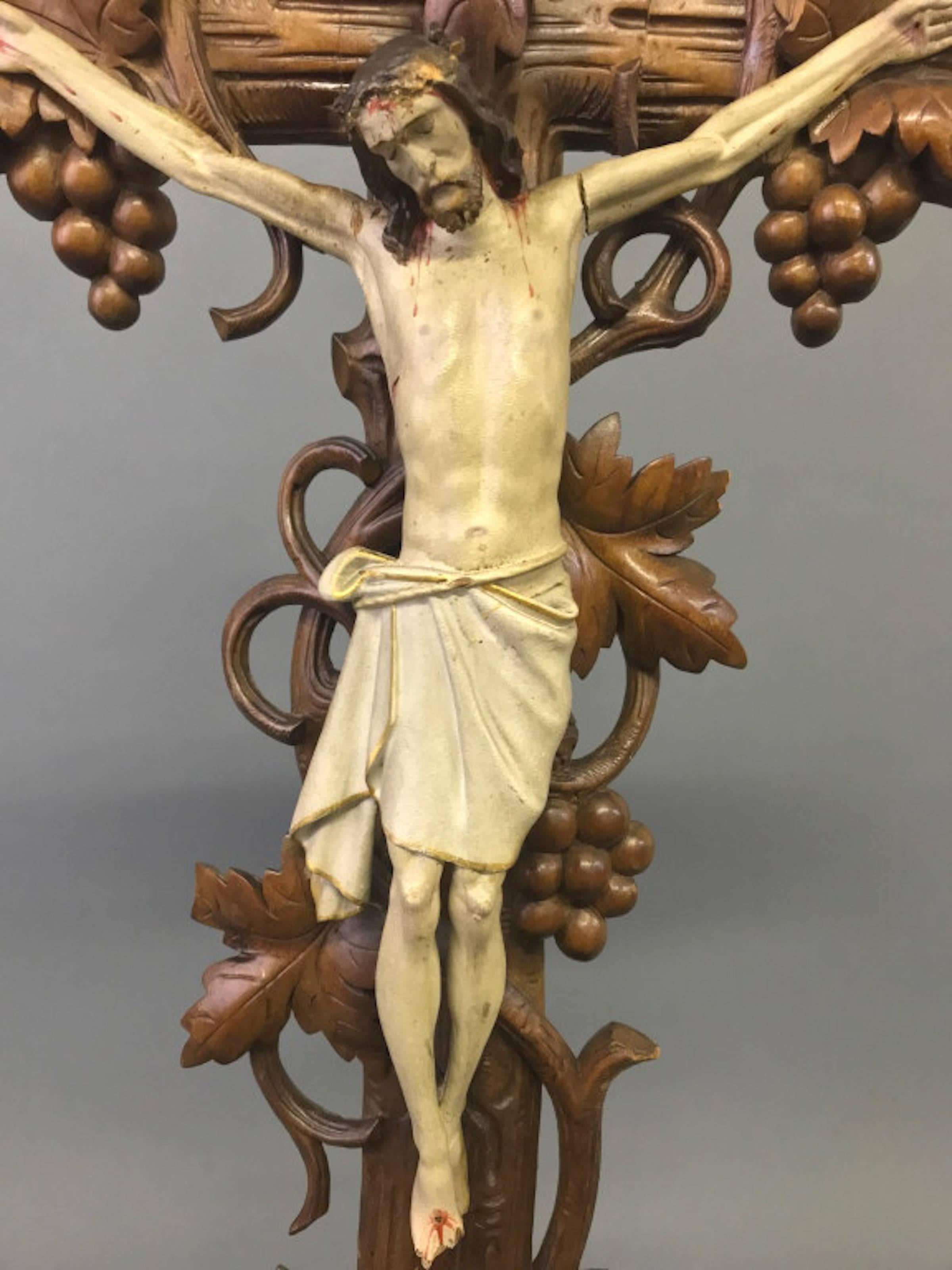 European Highly Carved Walnut Altar Crucifix In Good Condition In Oaks, PA