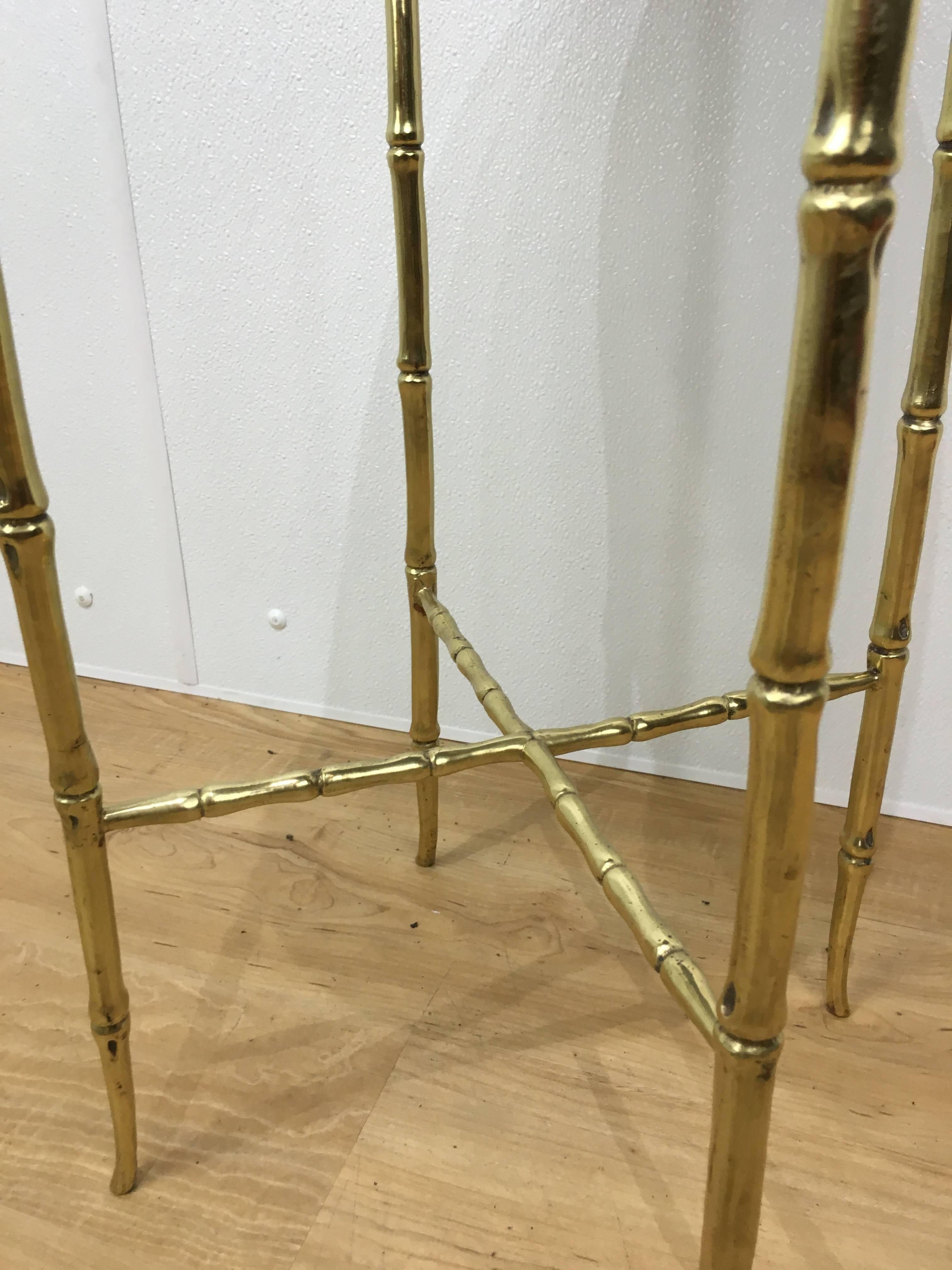Elegant Bamboo Motif Brass Side Table In Excellent Condition In Atlanta, GA