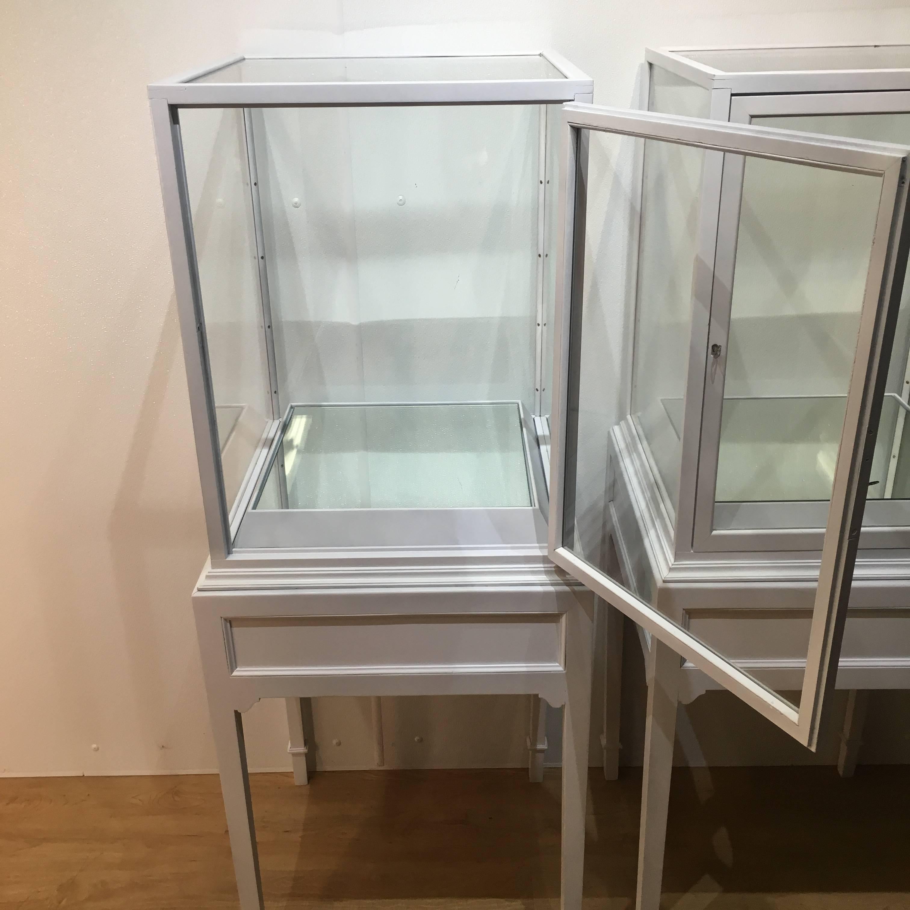 Glass Pair of White Lacquered Display Cases
