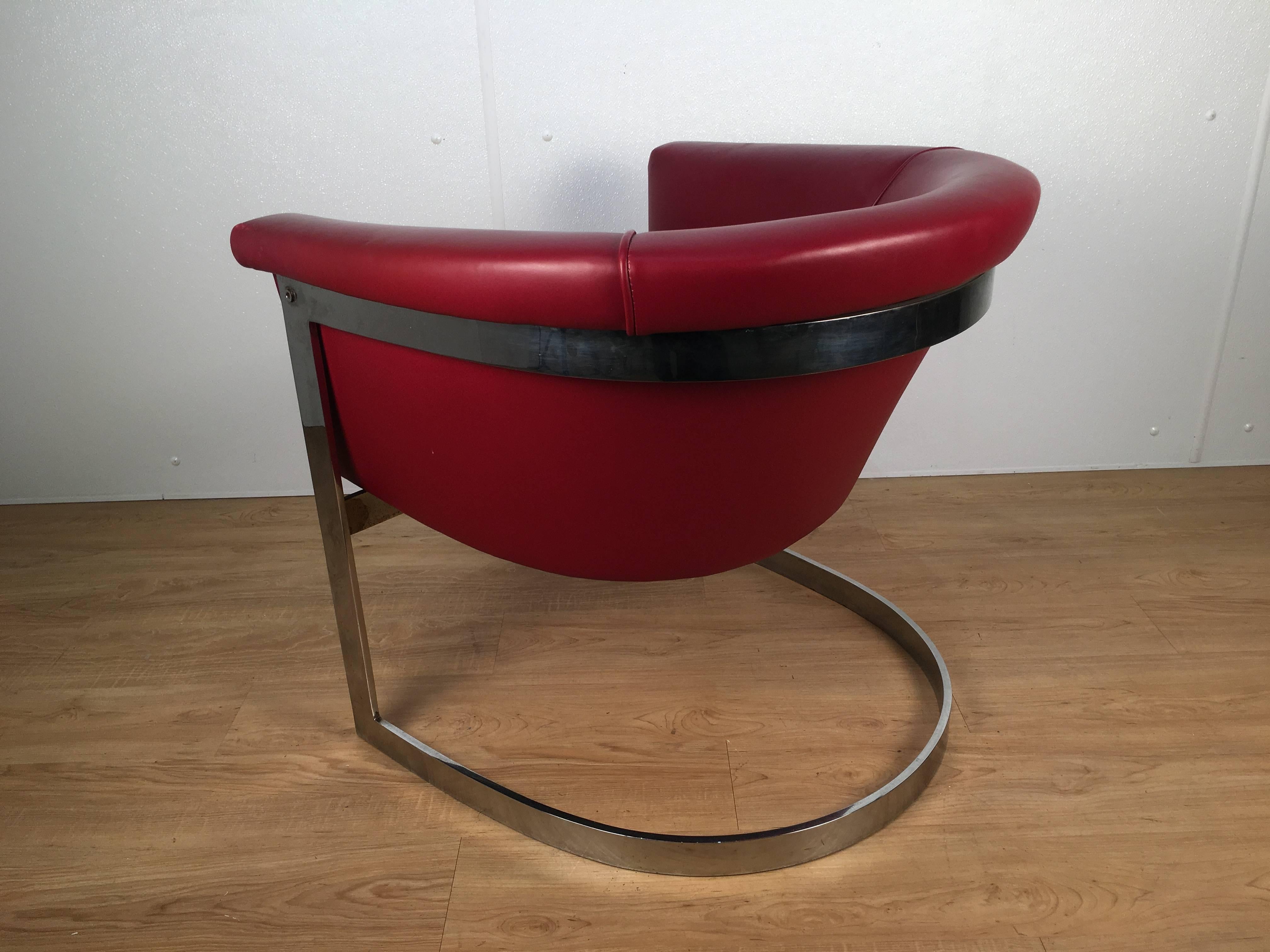 Mid-20th Century Milo Baughman Chrome Barrel Back Lounge Chair For Sale