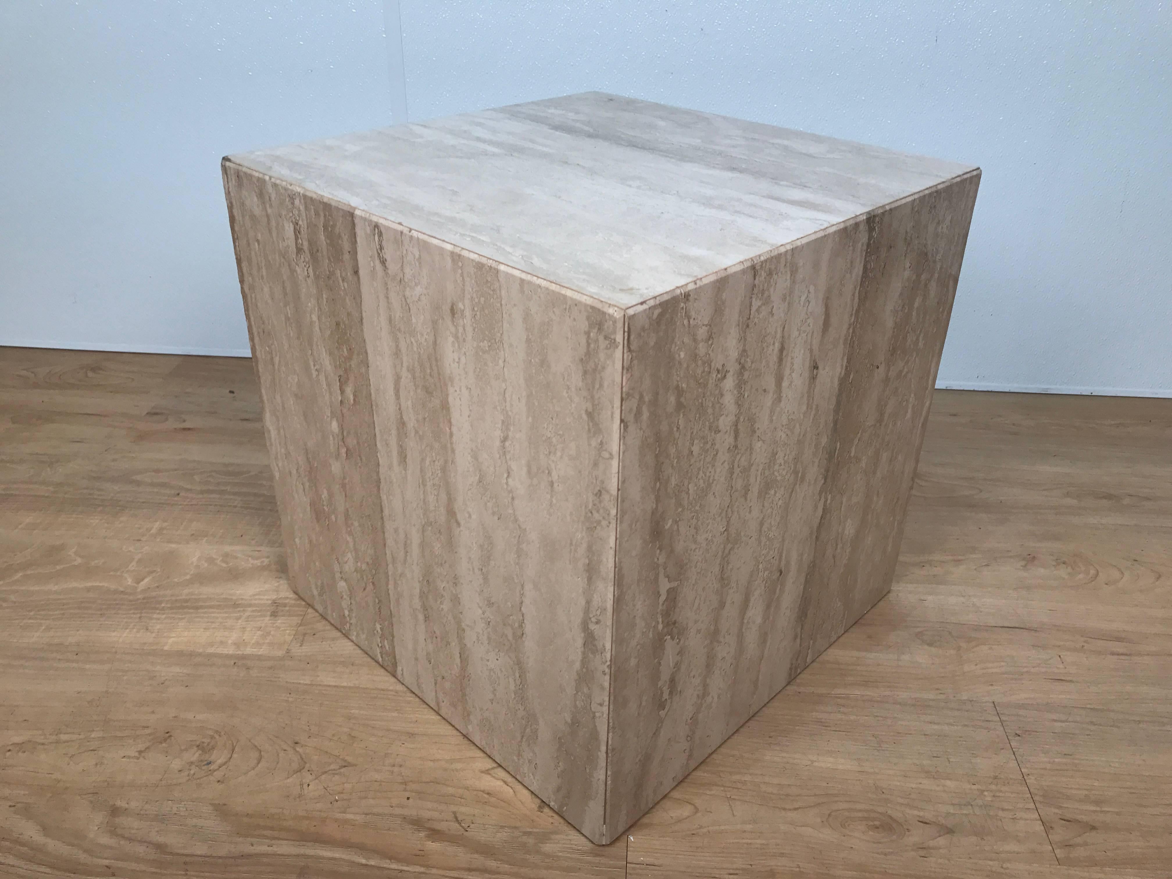 Modern travertine pedestal. Wonderful striations to stone. Invisibly bookmatched stone. We have a similar one available, Grinard Collection #2140 please inquire for further questions. Measures: 15