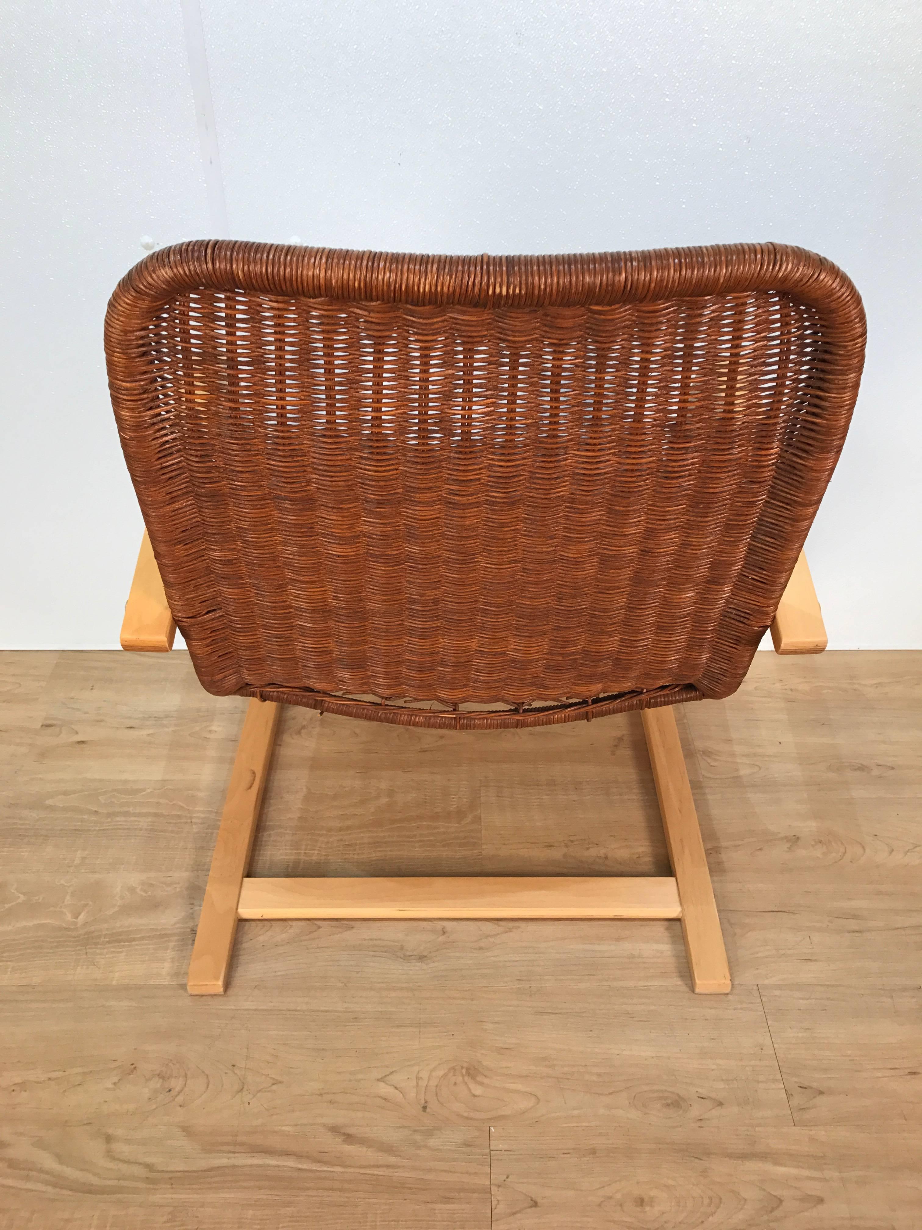 Pair of Alvar Aalto Style Wicker Lounge Chairs In Excellent Condition In Oaks, PA