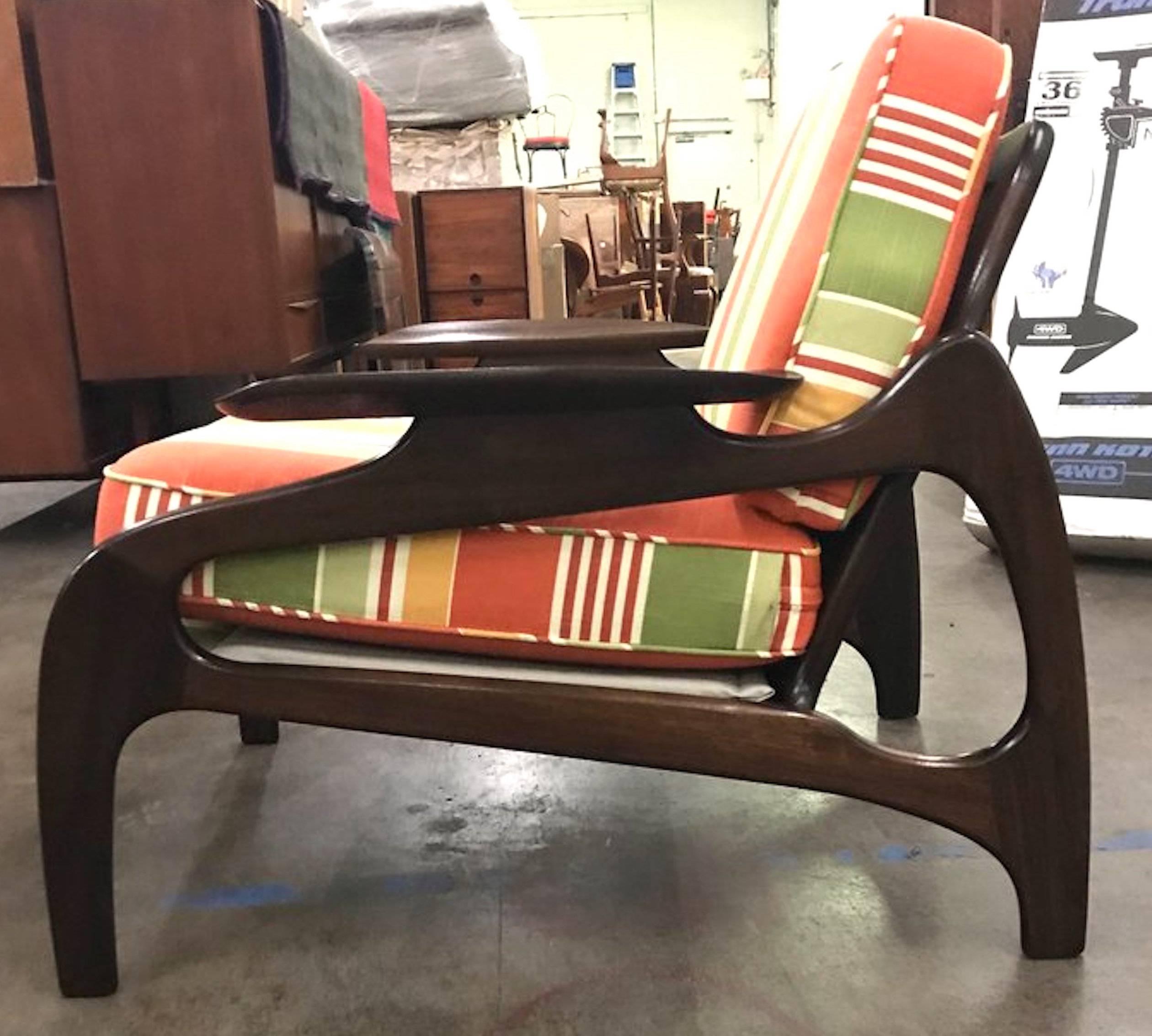 Pair of lounge chairs, model 1209C, by Adrian Pearsall for Craft Associates
Restored with new upholstery.





 