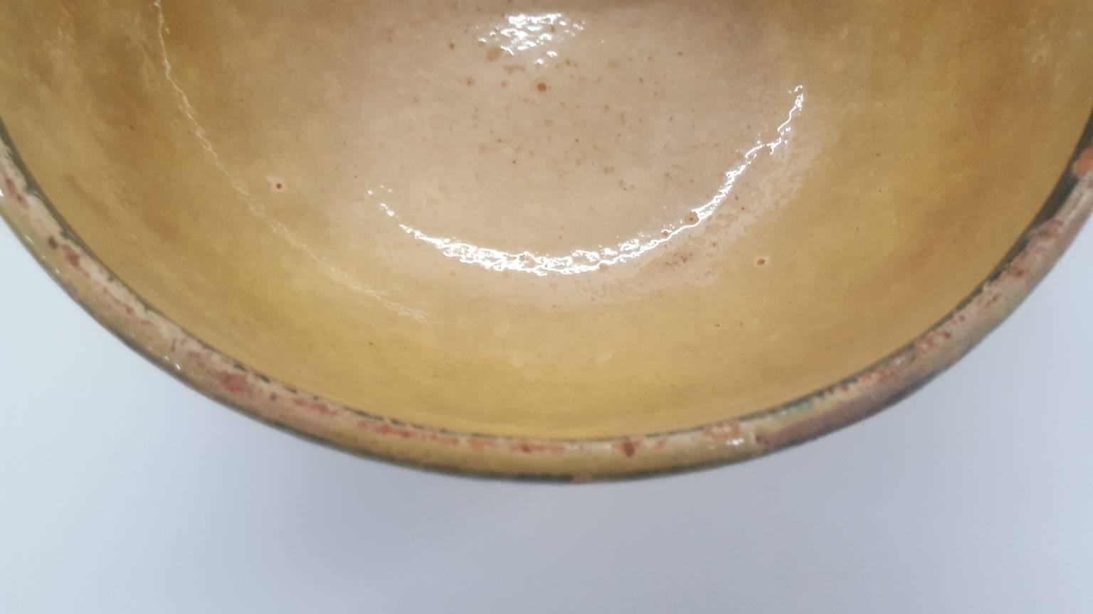 Two 20th Century, Mexican Pottery Bowls In Good Condition In Van Nuys, CA
