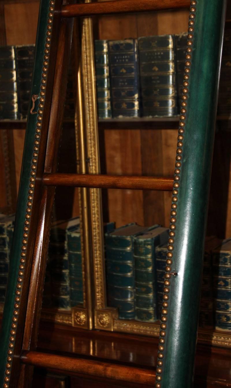 Contemporary C. Mariani Custom Mahogany Folding Library Ladder in the English Taste