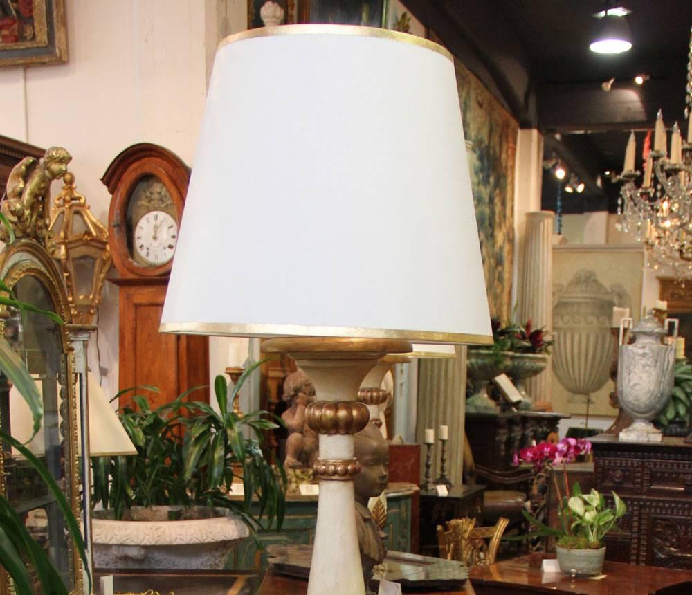 An Italian Style Polychrome and Parcel-Gilt Torchère Floor Lamp For Sale 1