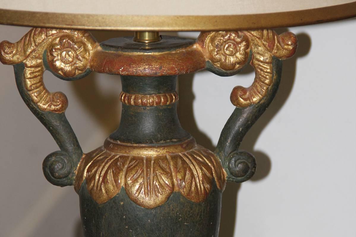 19th Century Pair of Venetian Parcel-Gilt and Polychrome Baroque Style Urn Lamps