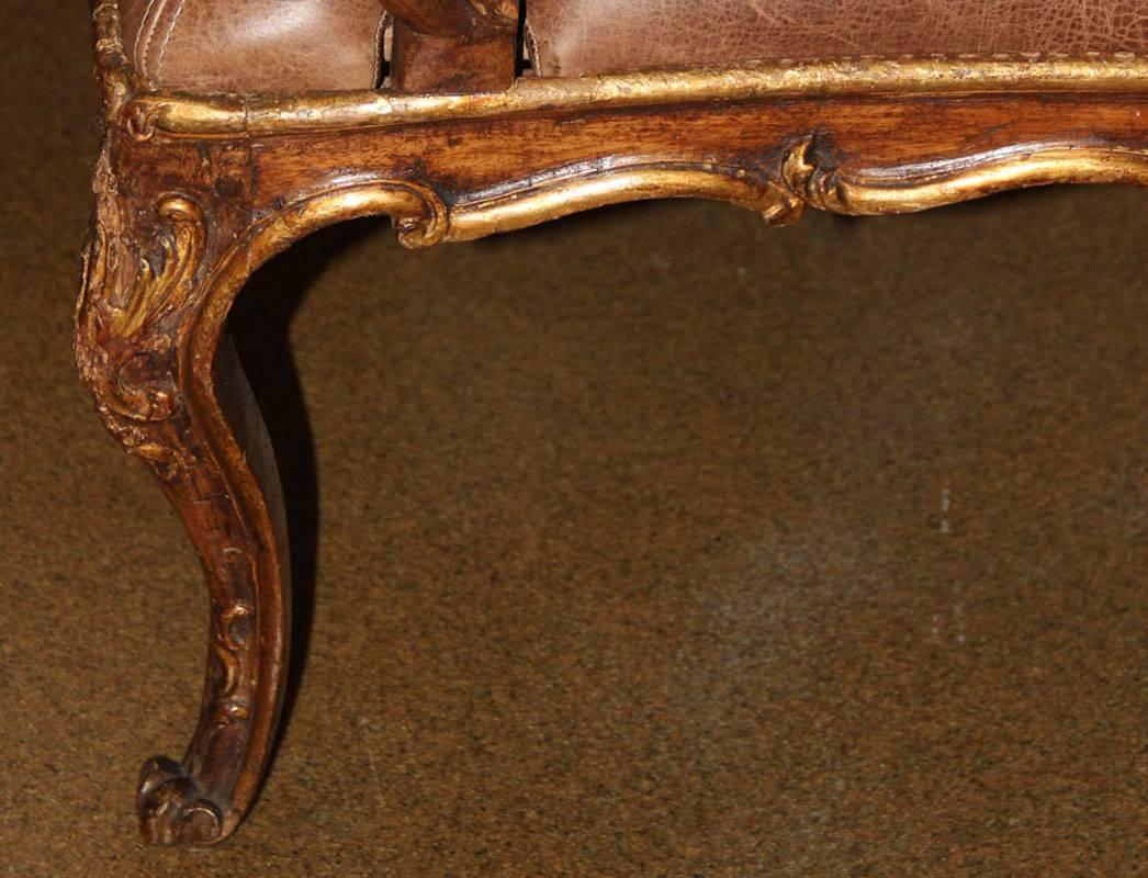 Pair of 18th Century Italian Louis XV Walnut and Parcel-Gilt Armchairs For Sale 2