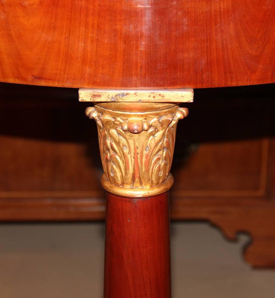 19th Century Italian Mahogany, Parcel-Gilt and Scagliola Center Table For Sale 1