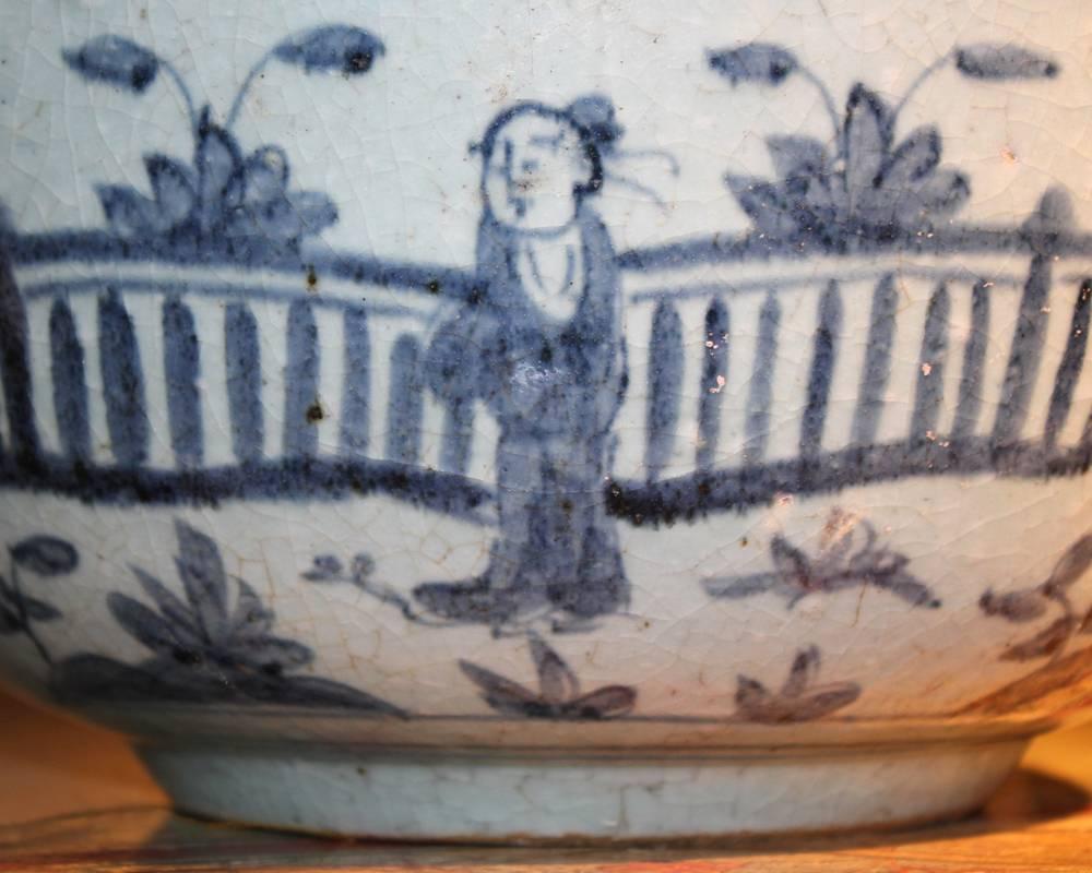 Large 19th Century Rustic Chinese Blue and White Glazed Bowl In Excellent Condition For Sale In San Francisco, CA