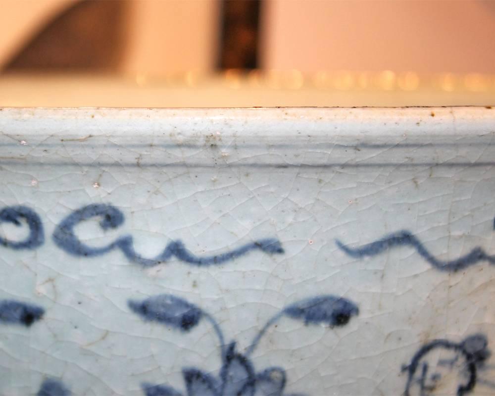 Large 19th Century Rustic Chinese Blue and White Glazed Bowl For Sale 1