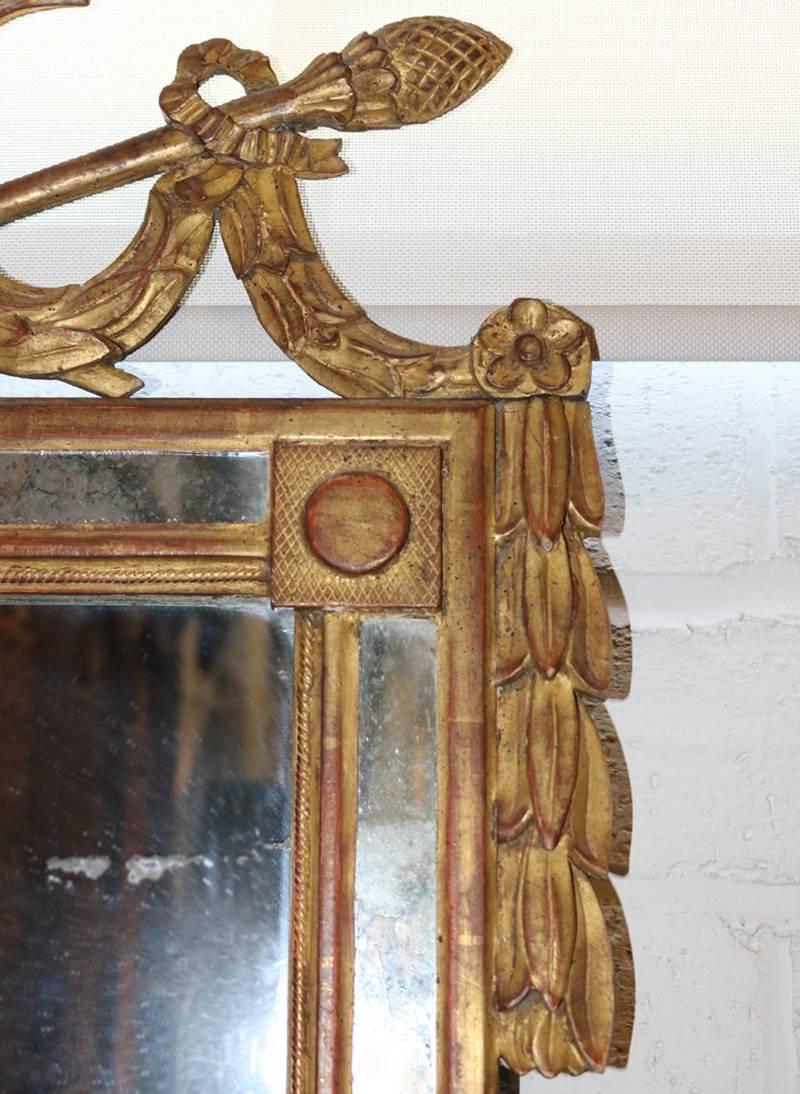 18th Century and Earlier 18th Century French Neoclassical Louis XVI Giltwood Mirror For Sale