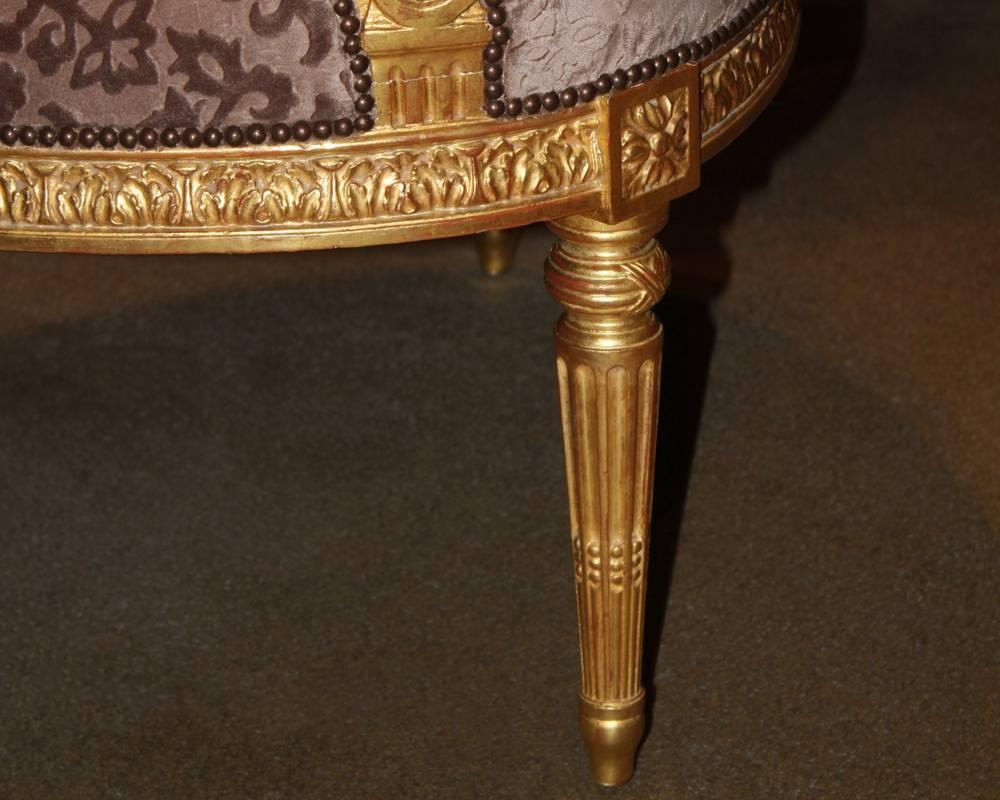 Pair of Late 18th Century Italian Louis XVI Giltwood Marquise Armchairs For Sale 4