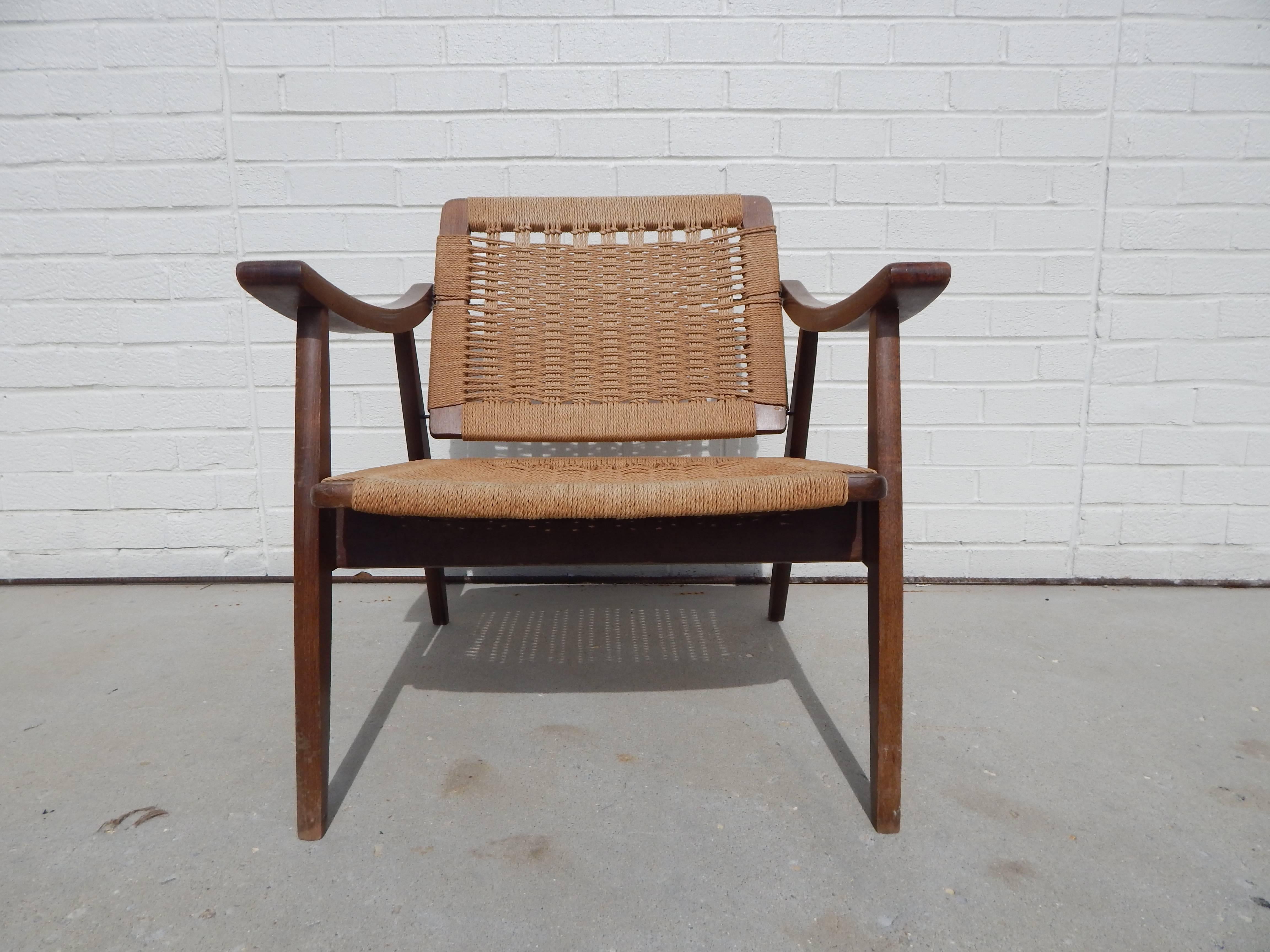 Hans Wegner Style Woven Chair In Good Condition In New York, NY