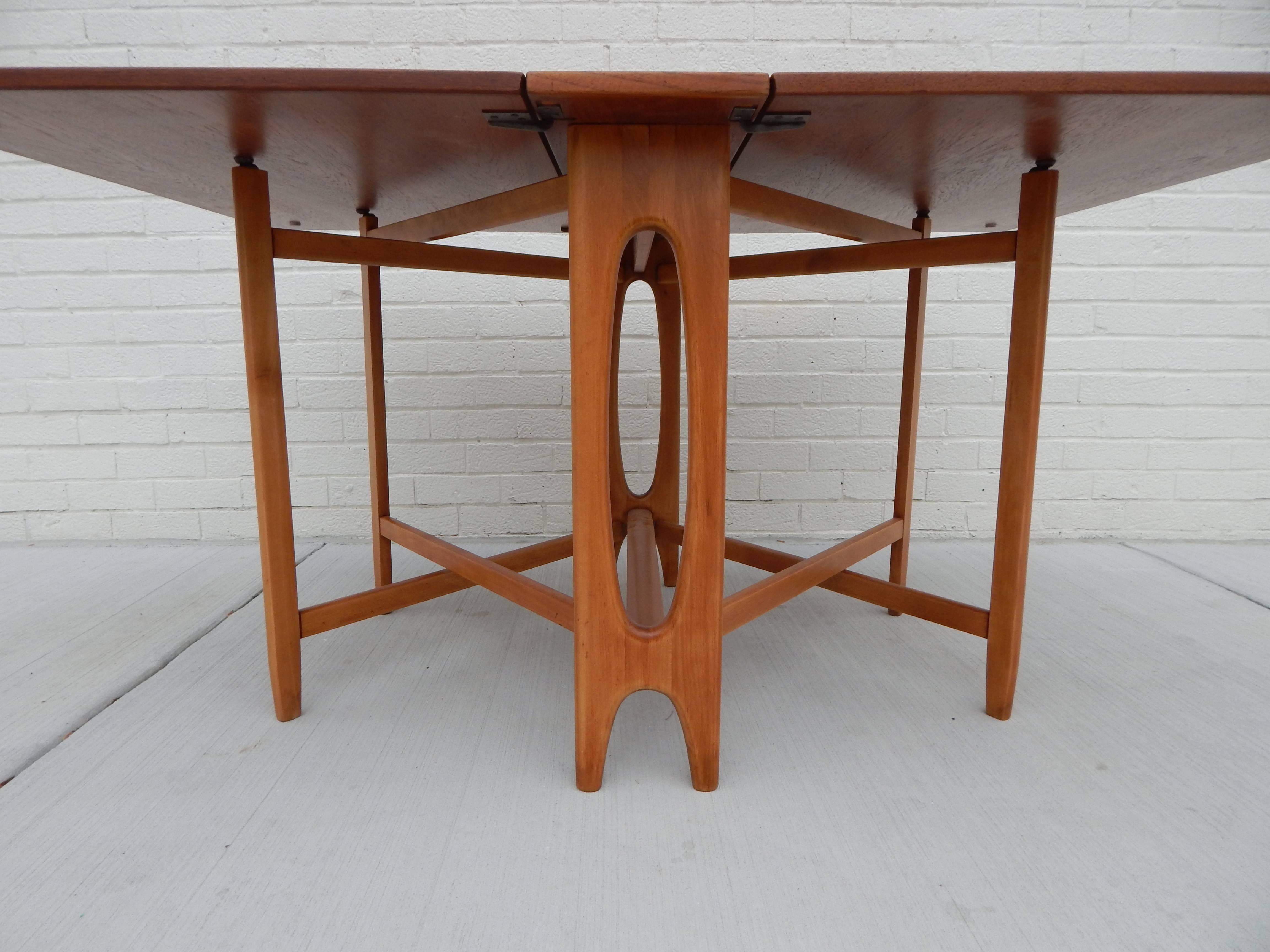 teak gateleg table