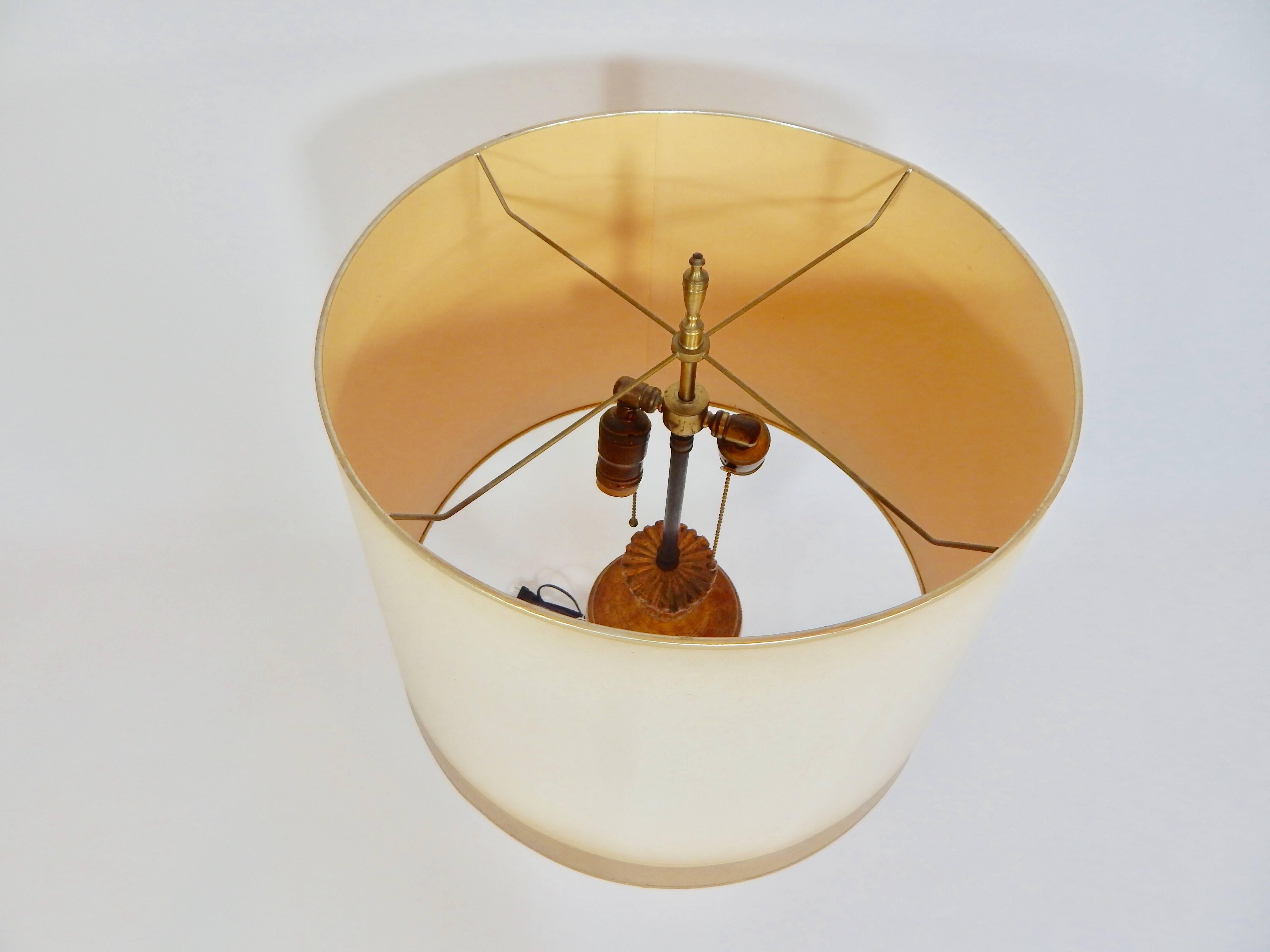 Borghese Mid-Century Gilded Table Lamp In Excellent Condition In New York, NY