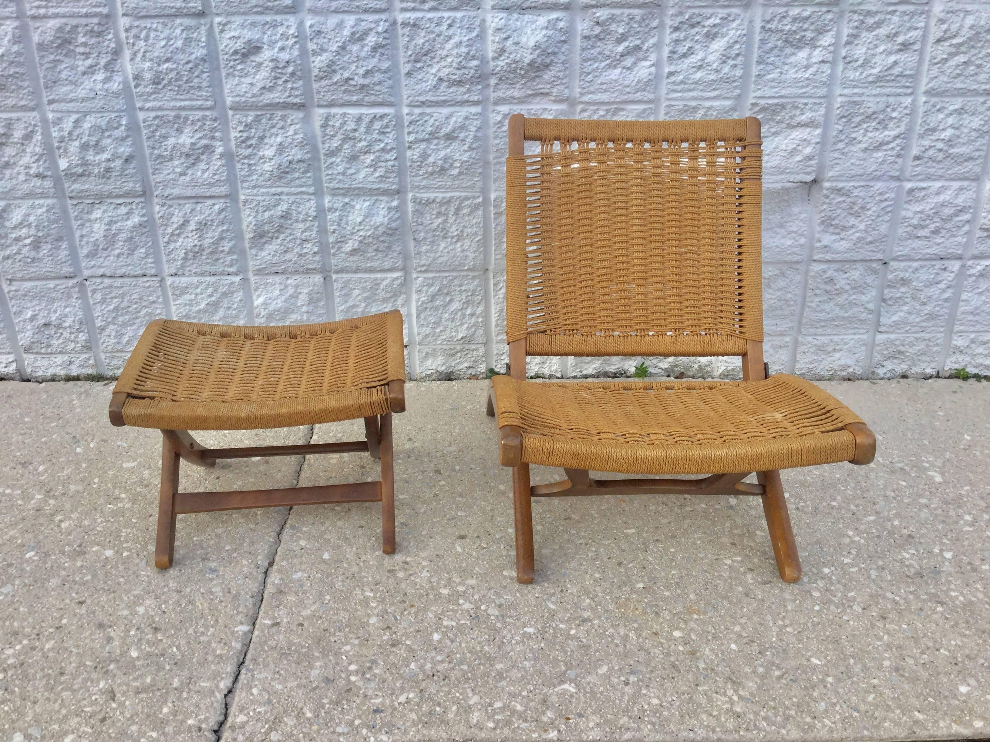 Woven Folding Chair and Ottoman 1