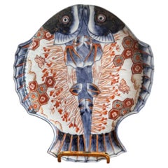 Unusual quality antique Japanese imari plate in the form of a fish