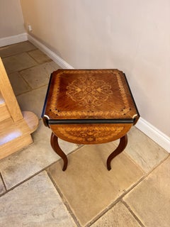 Fantastic quality antique 19th century marquetry