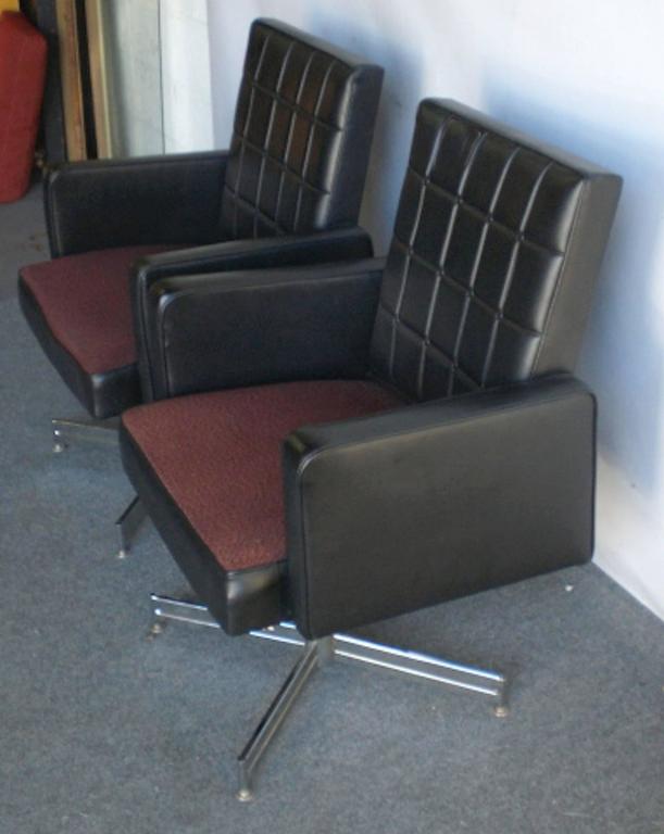 Vintage Modern Office Chair By Nightingale Single At 1stdibs Mid Century Modern Vintage Office Chair By Nightingale Single For