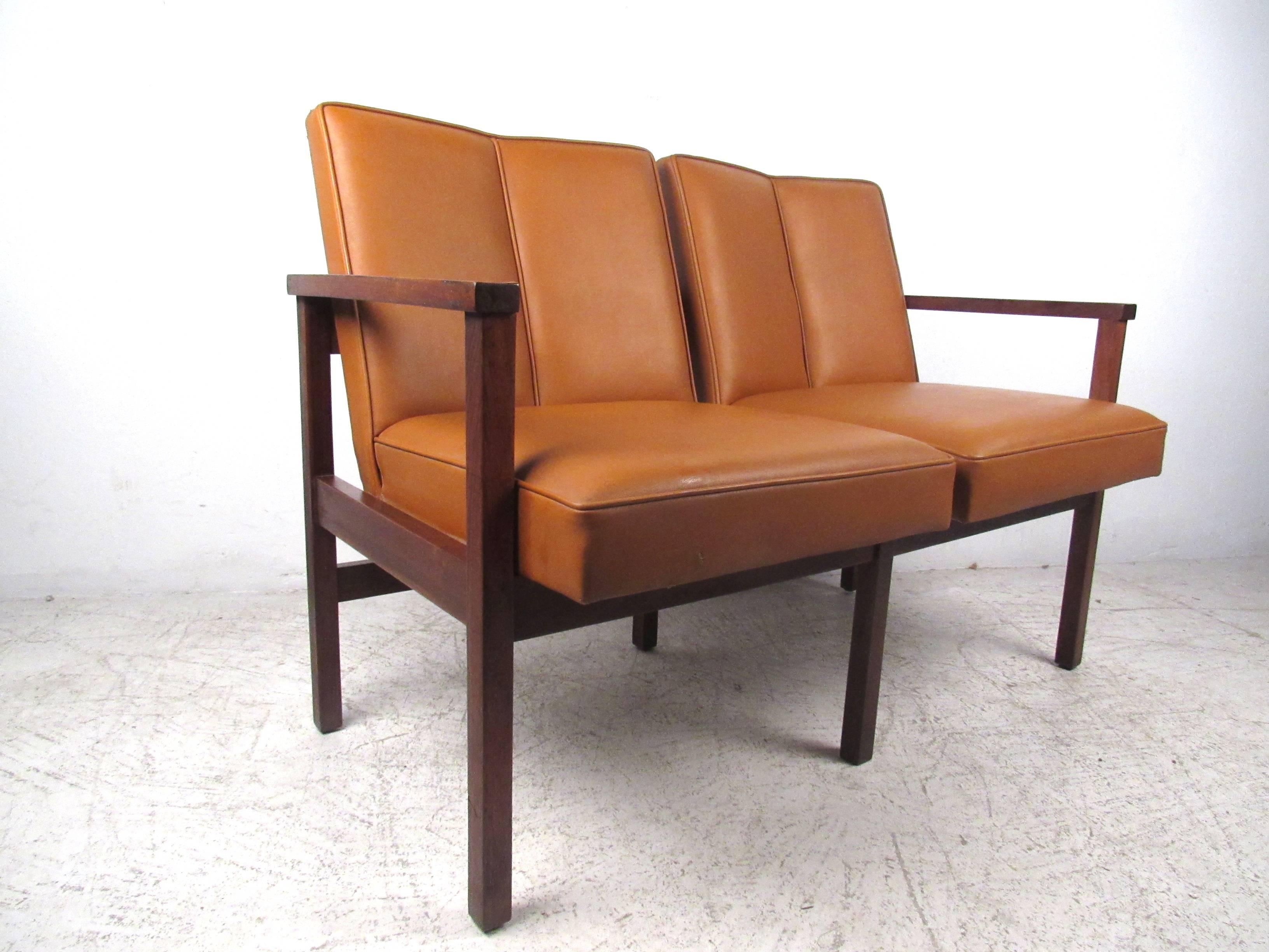 Mid-Century Modern Vinyl and Walnut Settee In Good Condition For Sale In Brooklyn, NY