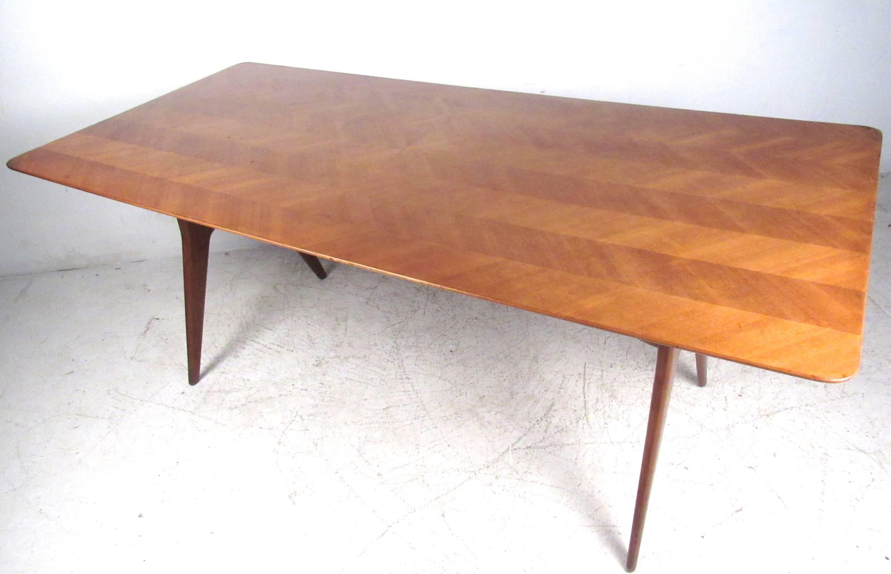 Mid-Century Modern Italian Modern Dining Table after Ico Parisi