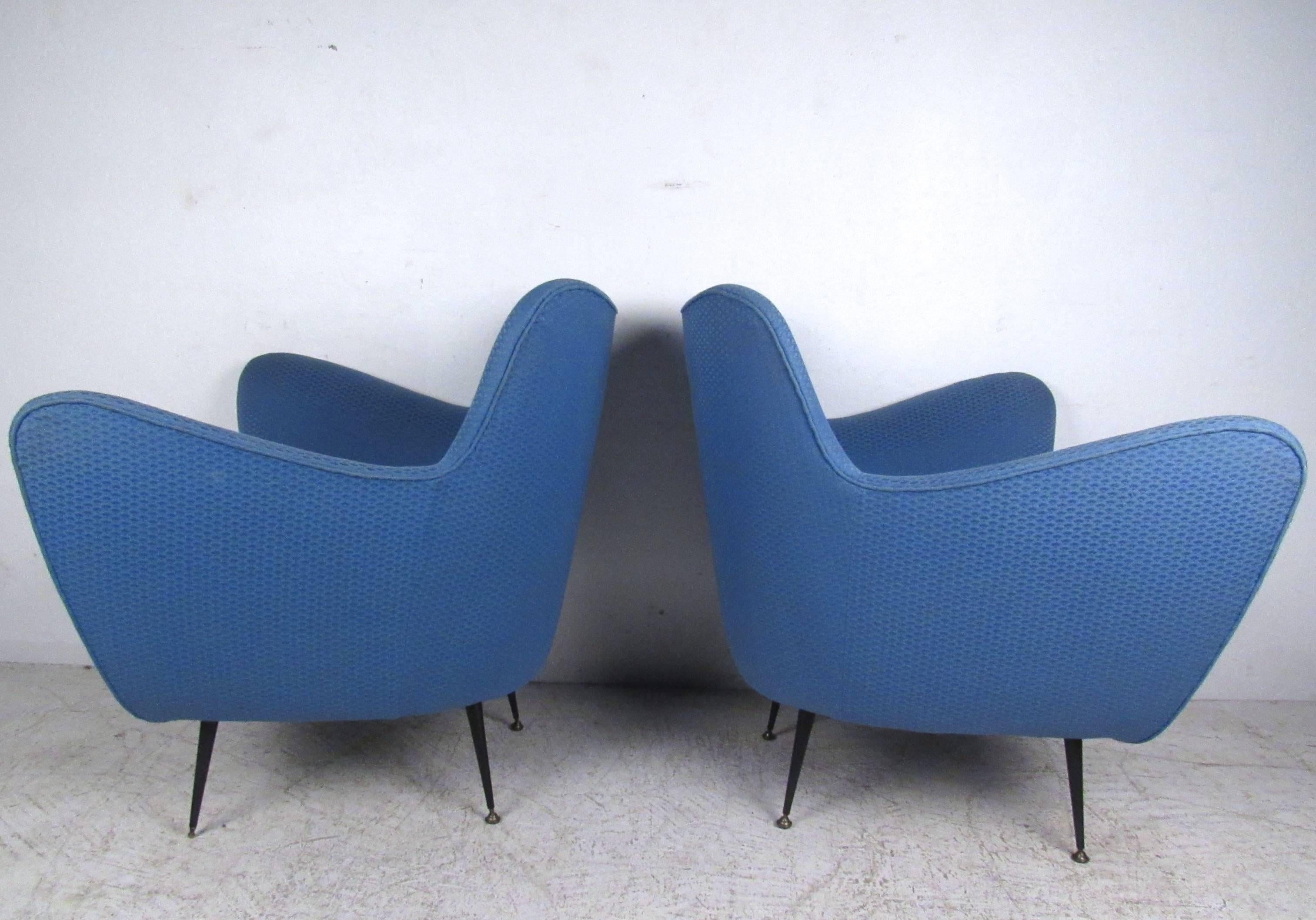 Mid-Century Modern Pair of Italian Modern Sculpted Lounge Chairs