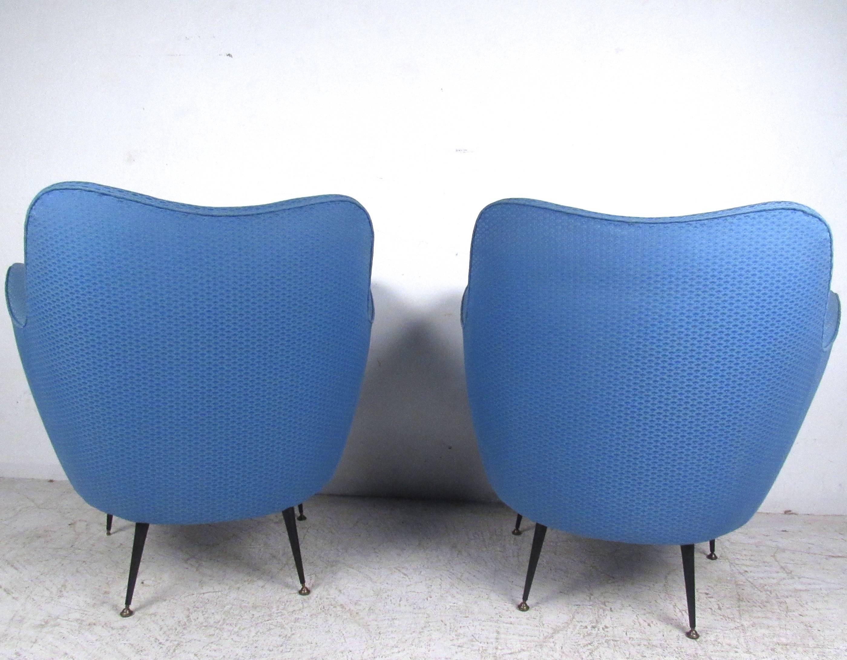 Mid-20th Century Pair of Italian Modern Sculpted Lounge Chairs