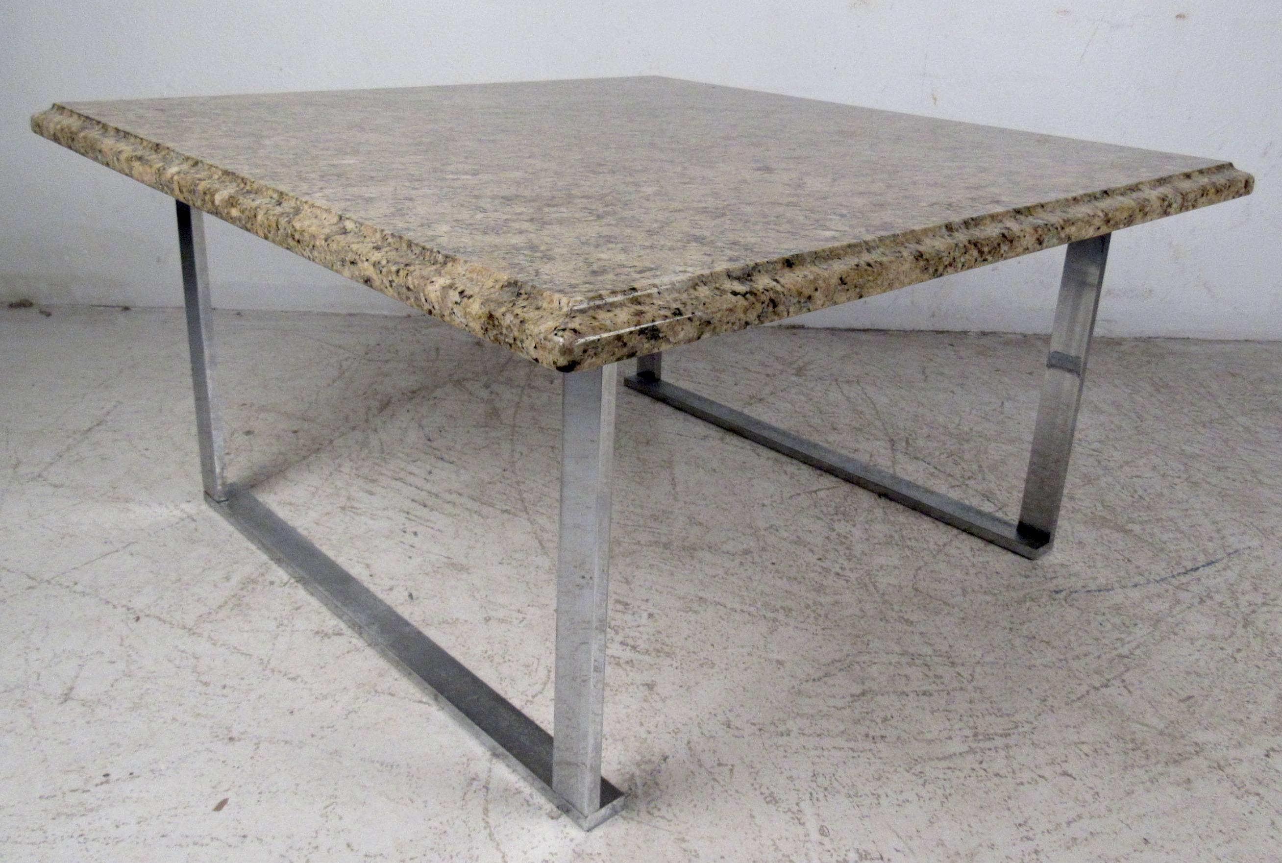 Vintage Marble Top Coffee Table In Good Condition In Brooklyn, NY