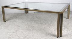Mid-Century Modern Coffee Table in the style of Mastercraft