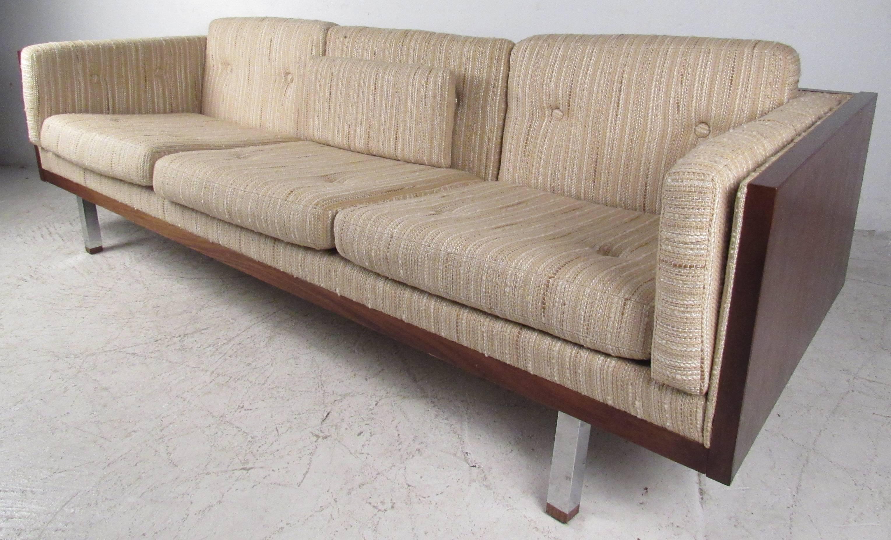 Mid-Century Danish Sofa by Jydsk Mobelvaerk In Good Condition In Brooklyn, NY