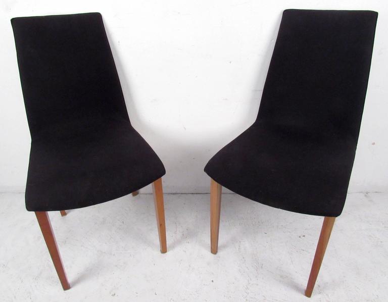 Four Mid-Century Italian Dining Chairs In Good Condition For Sale In Brooklyn, NY