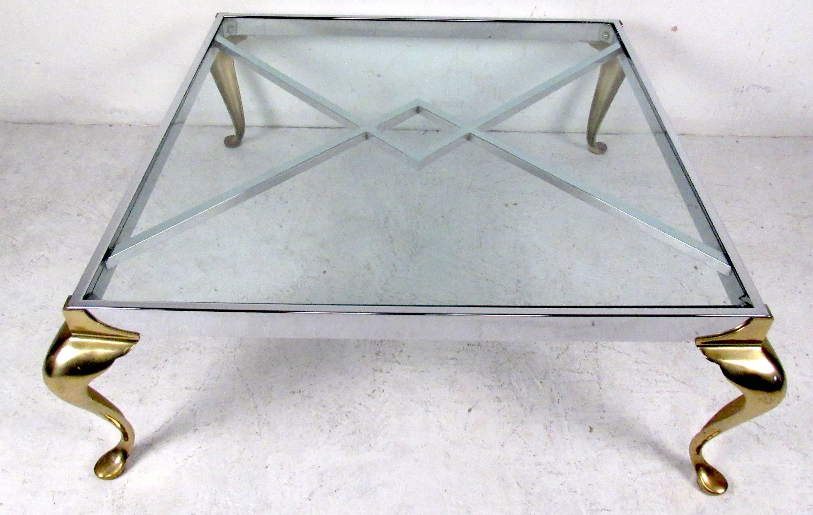 Hollywood regency Chrome and Glass Coffee Table In Good Condition For Sale In Brooklyn, NY