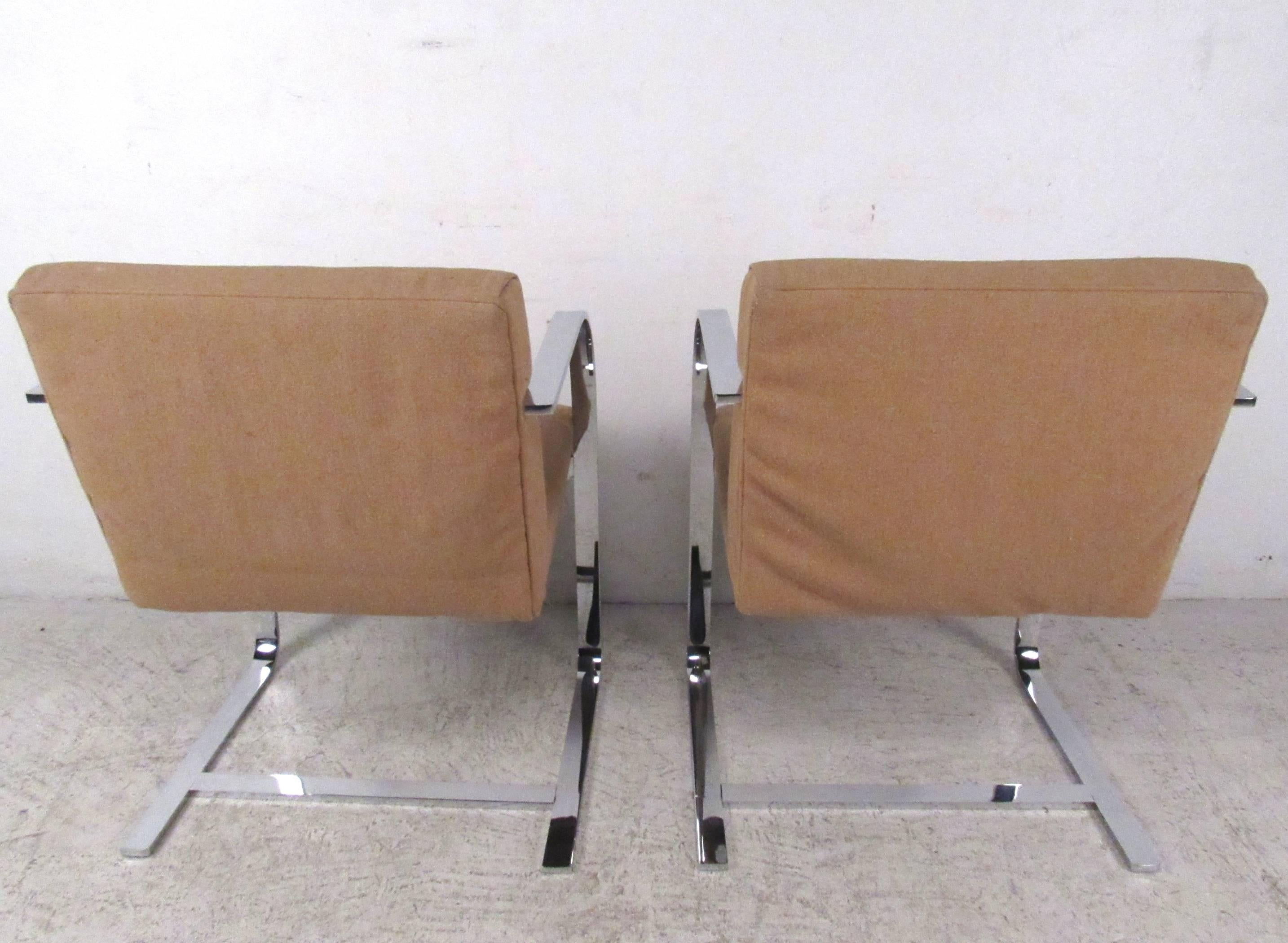 Ensemble de chaises de salle à manger Mies van der Rohe du milieu du siècle par Thonet en vente 1