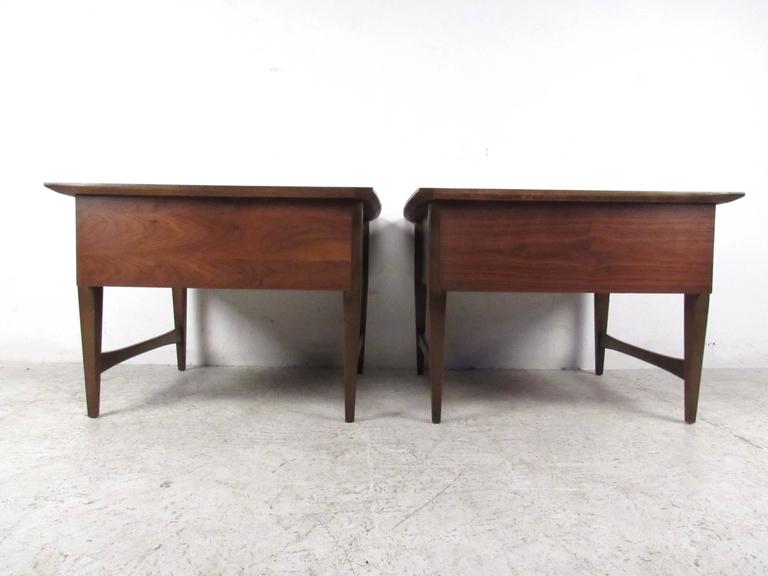 American Pair of Mid-Century Modern Cane Front End Tables by Lane For Sale