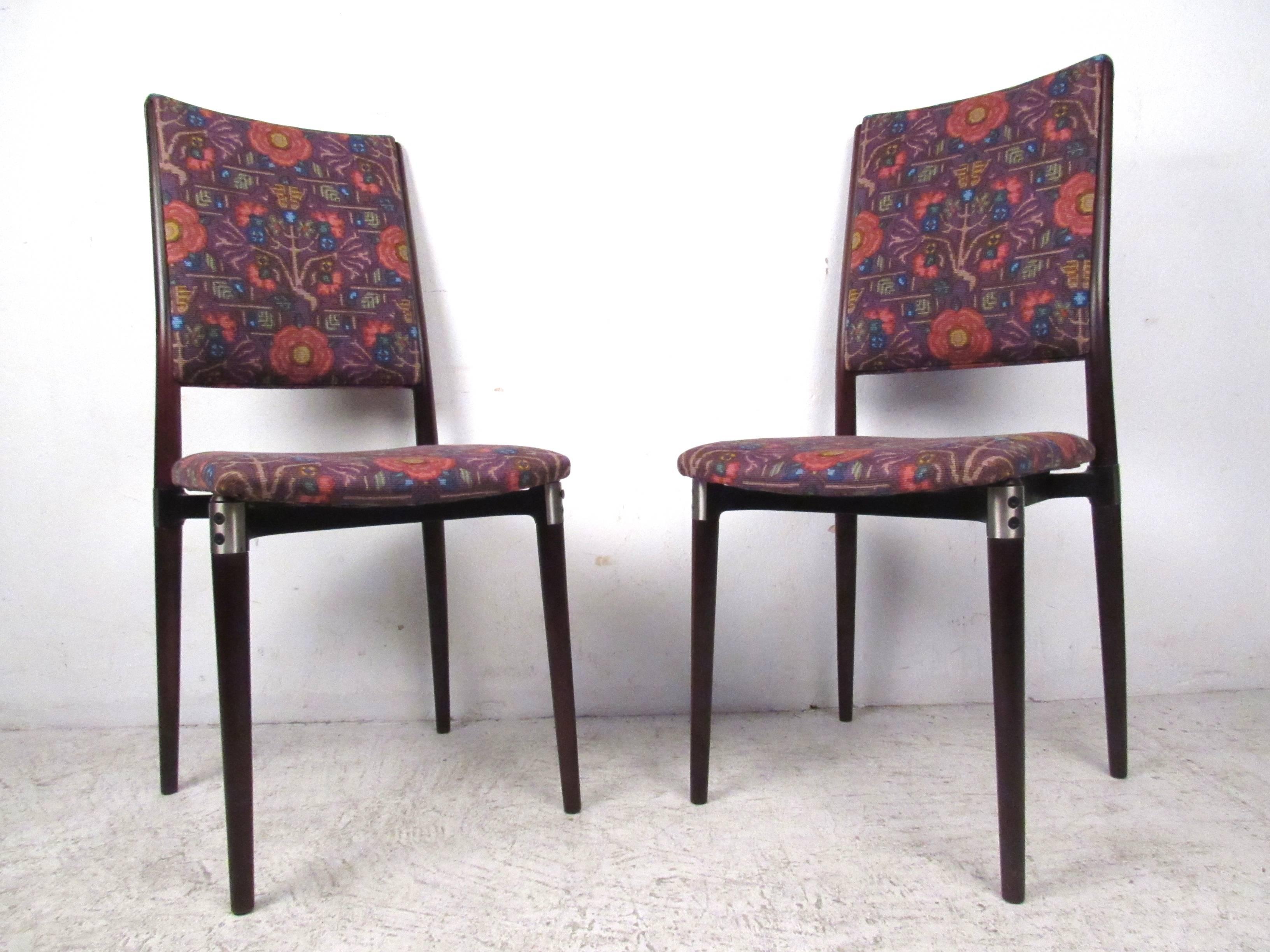 Fabric Exquisite Set of Mid-Century Italian Dining Chairs by Eugenio Gerli For Sale