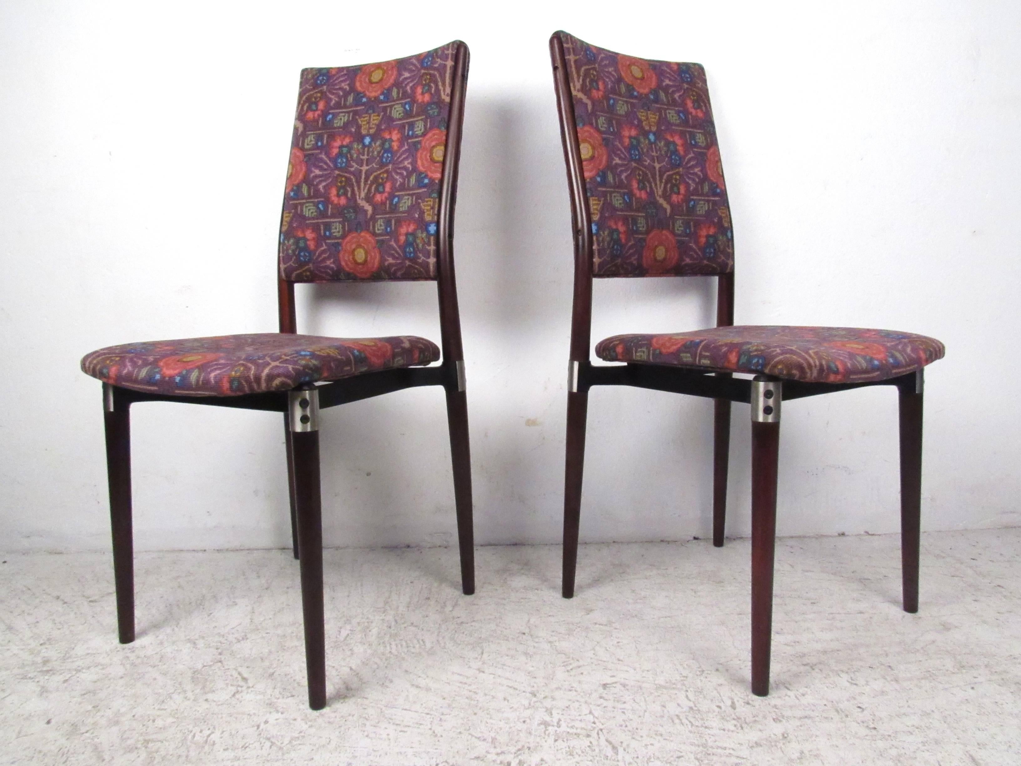 Mid-Century Modern Exquisite Set of Mid-Century Italian Dining Chairs by Eugenio Gerli For Sale