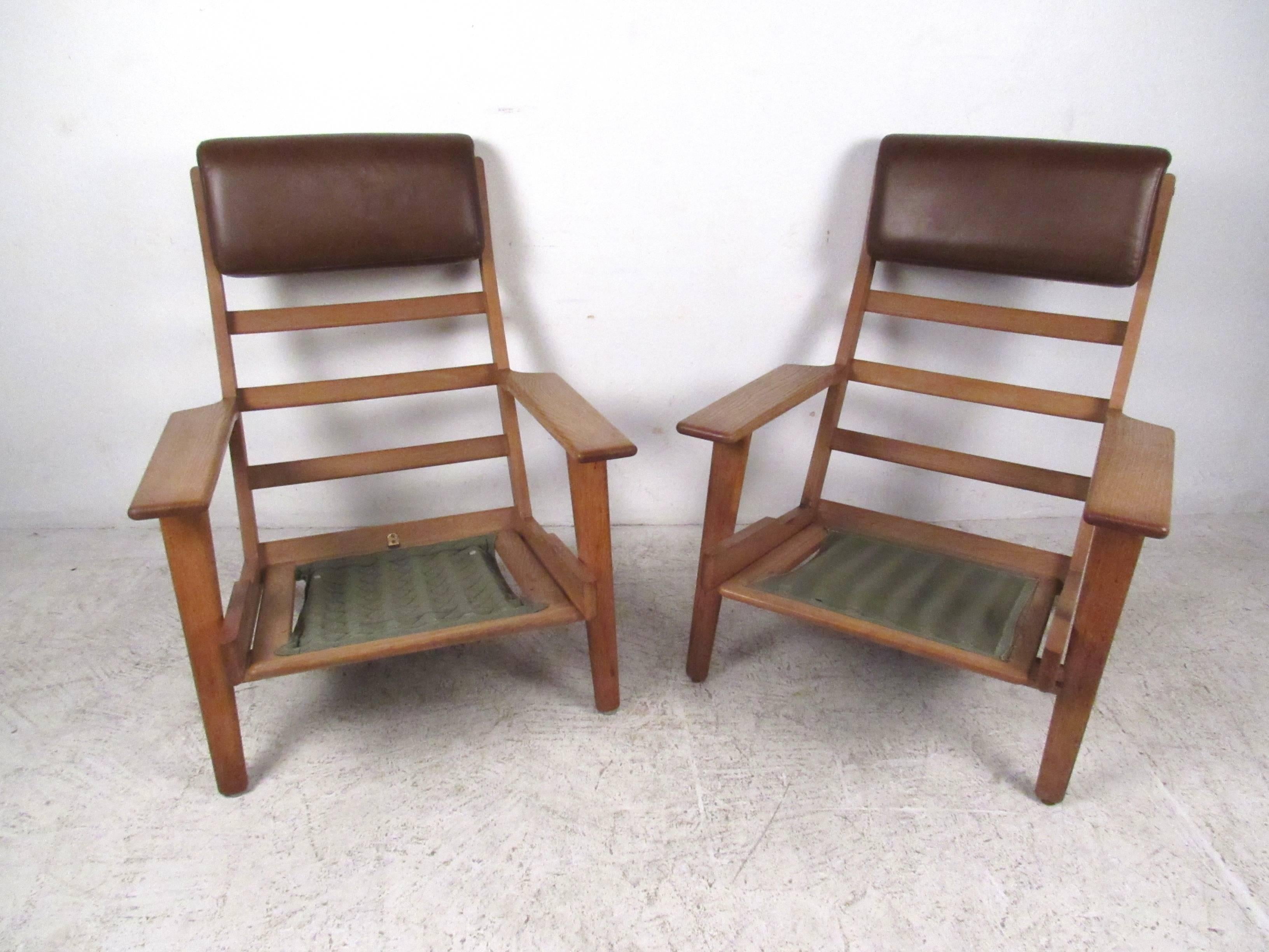 Mid-Century Modern Pair Hans Wegner Highback Lounge Chairs for GETAMA, GE-290