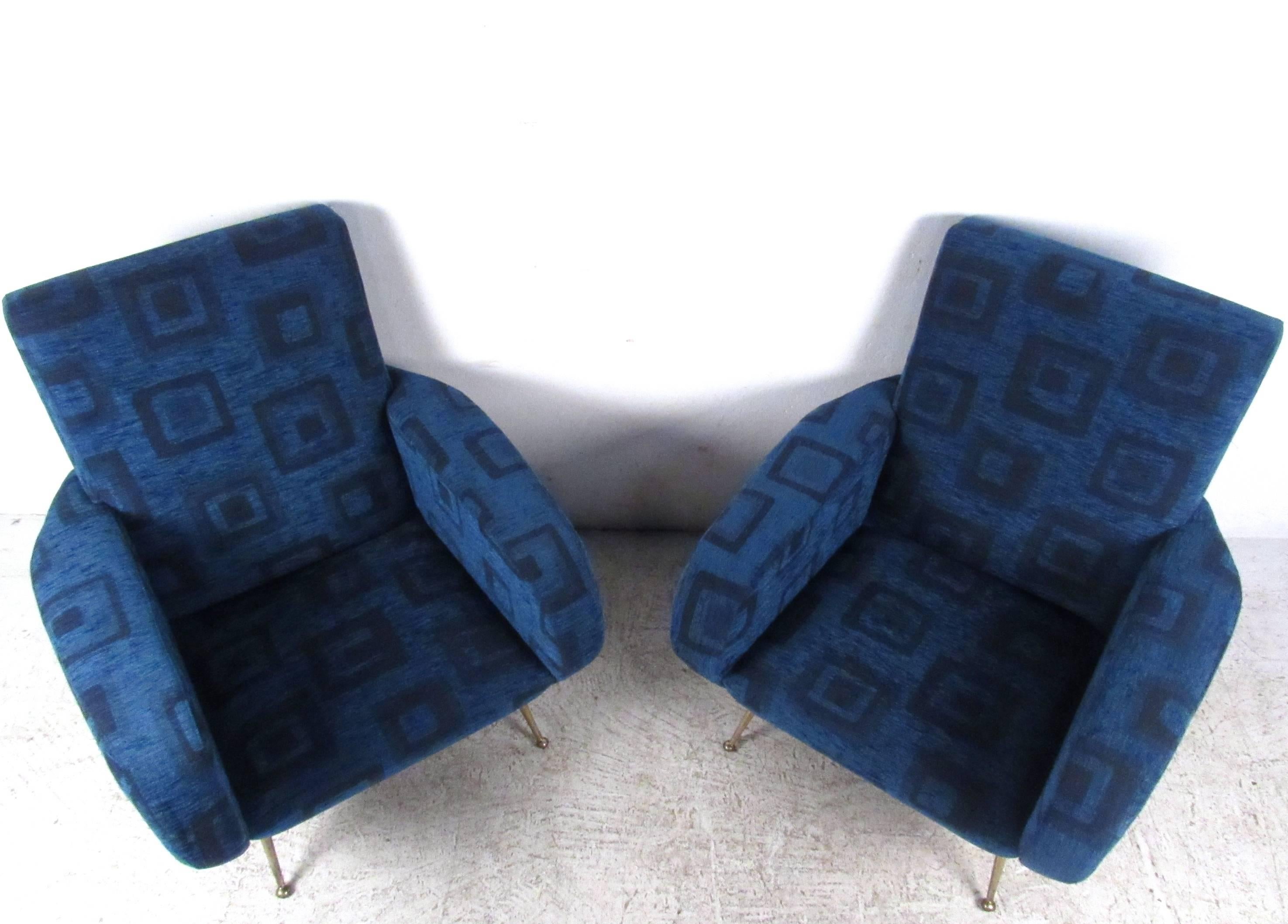  Pair of Italian Modern Armchairs In Good Condition In Brooklyn, NY