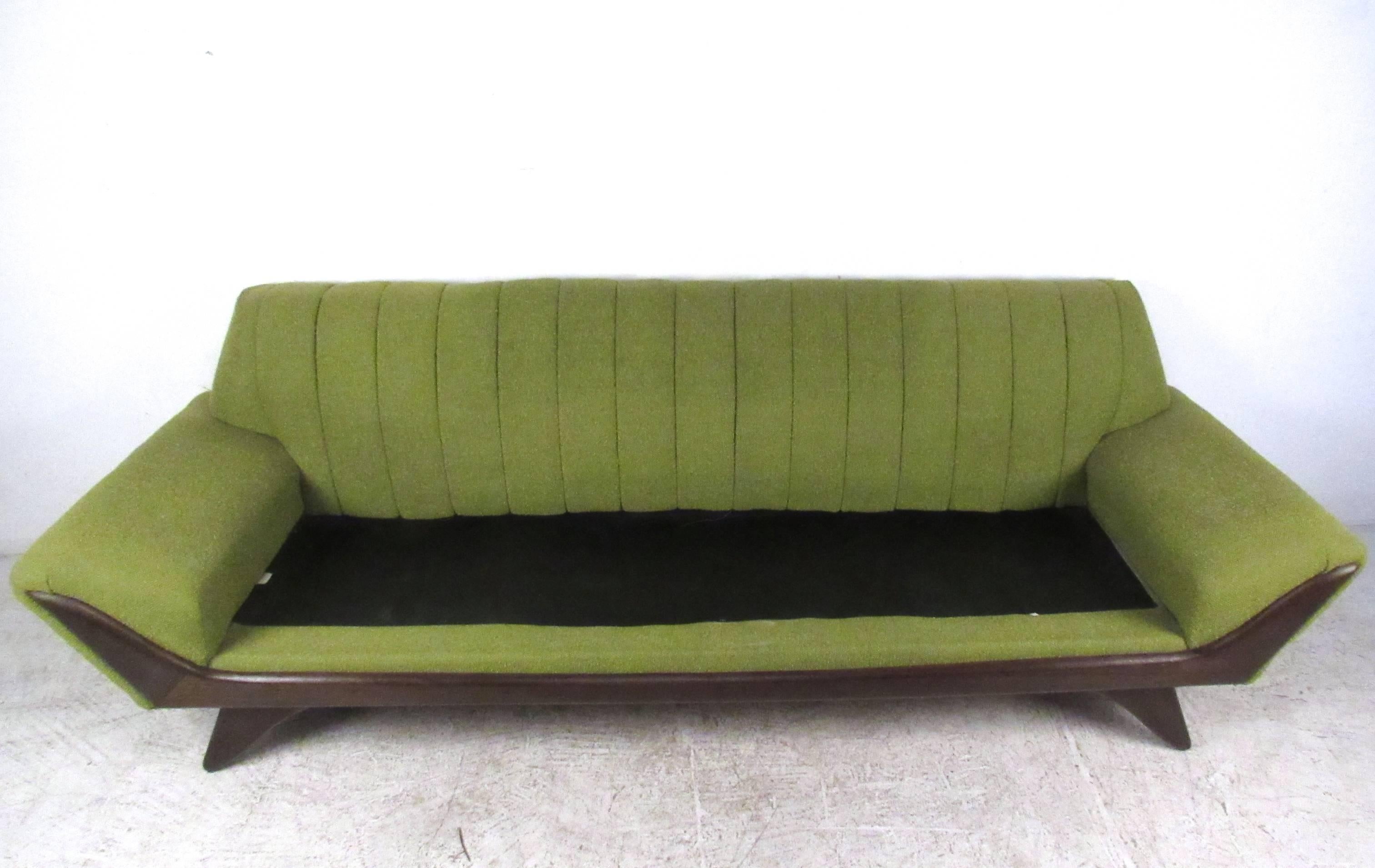 Mid-20th Century Impressive Mid-Century Modern Sofa by Adrian Pearsall