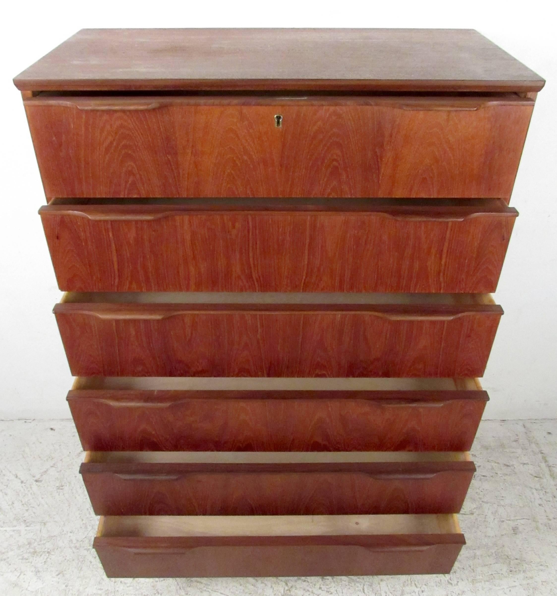 Scandinavian Teak Highboy Dresser In Good Condition In Brooklyn, NY